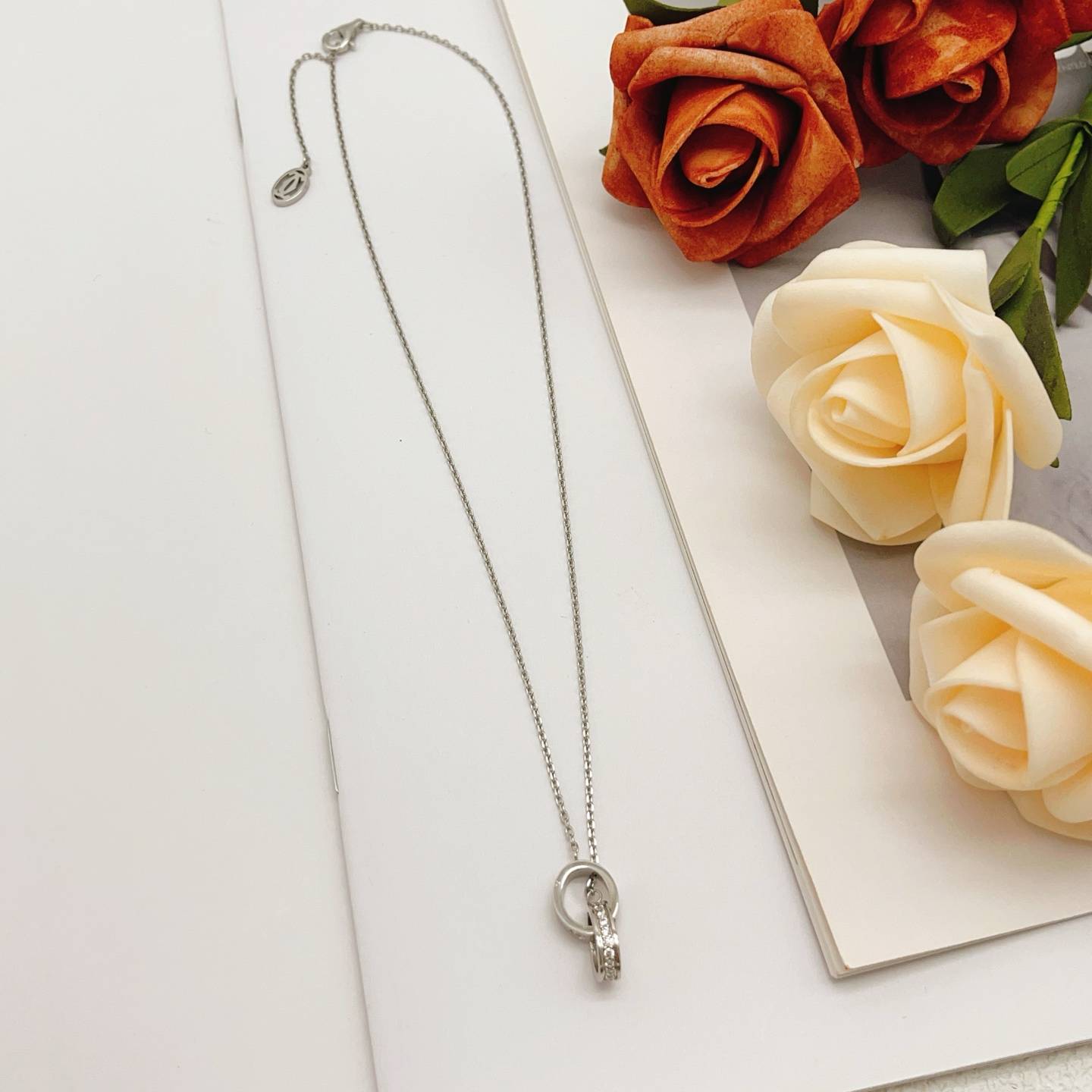 Cartier カルティエ レディース ネックレス ラブリング ダイヤモンド 750 ホワイトゴールド ブランドジュエリー 普段使い ギフト - 画像 5