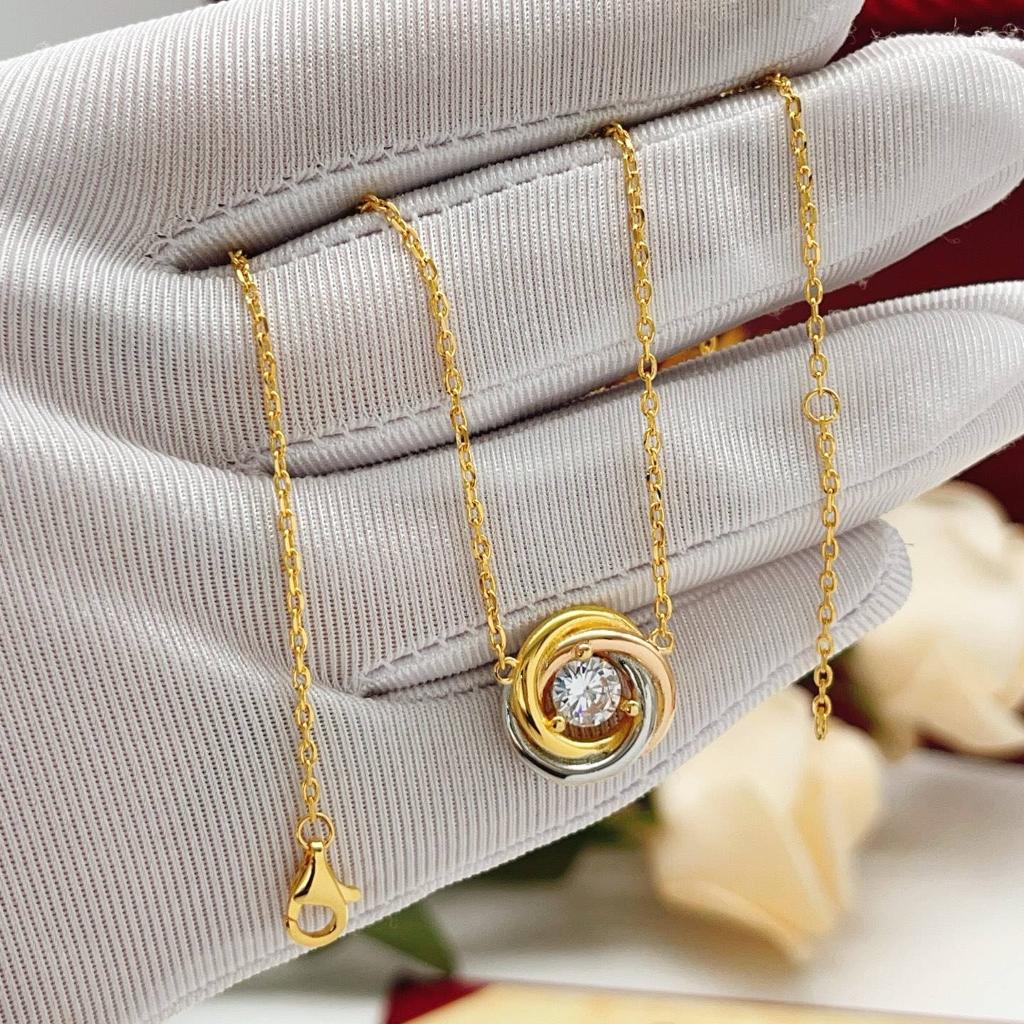 Cartier カルティエ レディース ネックレス ジュスト アン クル 750 18金 ダイヤモンド ブランドジュエリー 普段使い ギフト