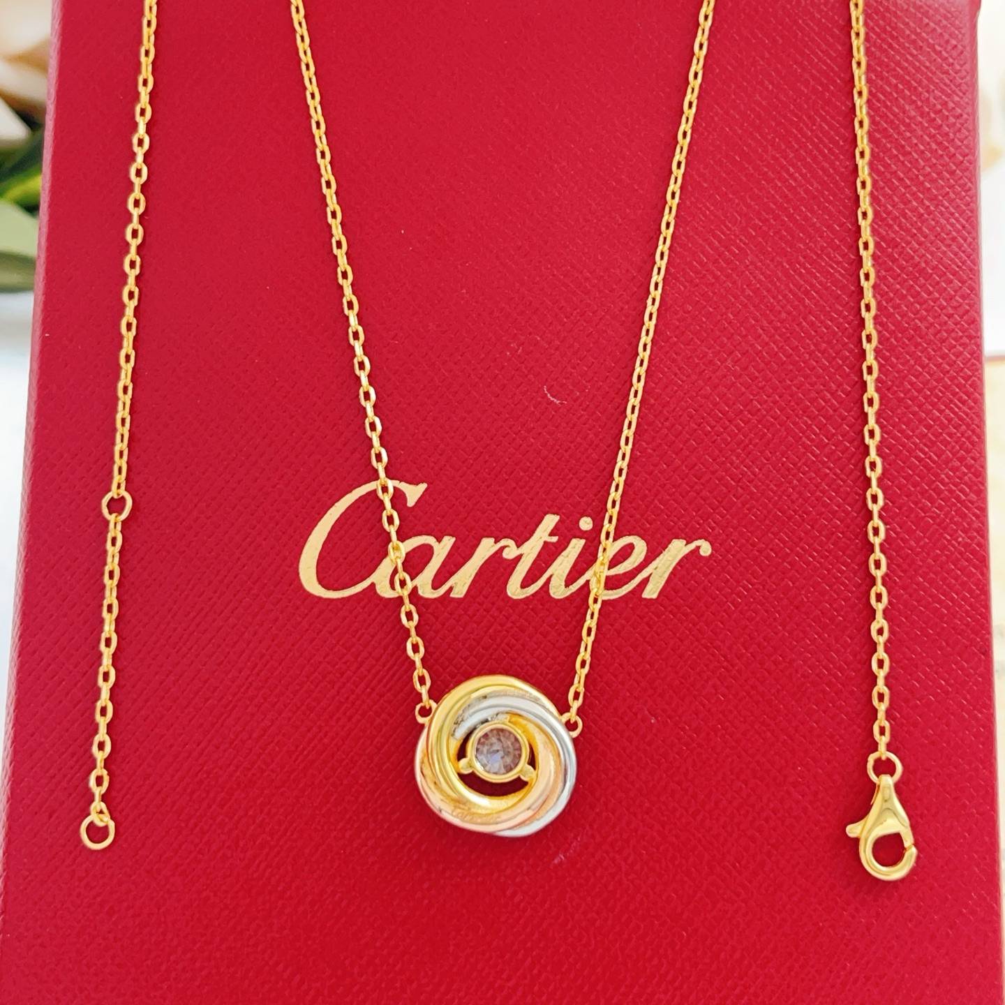 Cartier カルティエ レディース ネックレス ジュスト アン クル 750 18金 ダイヤモンド ブランドジュエリー 普段使い ギフト - 画像 4