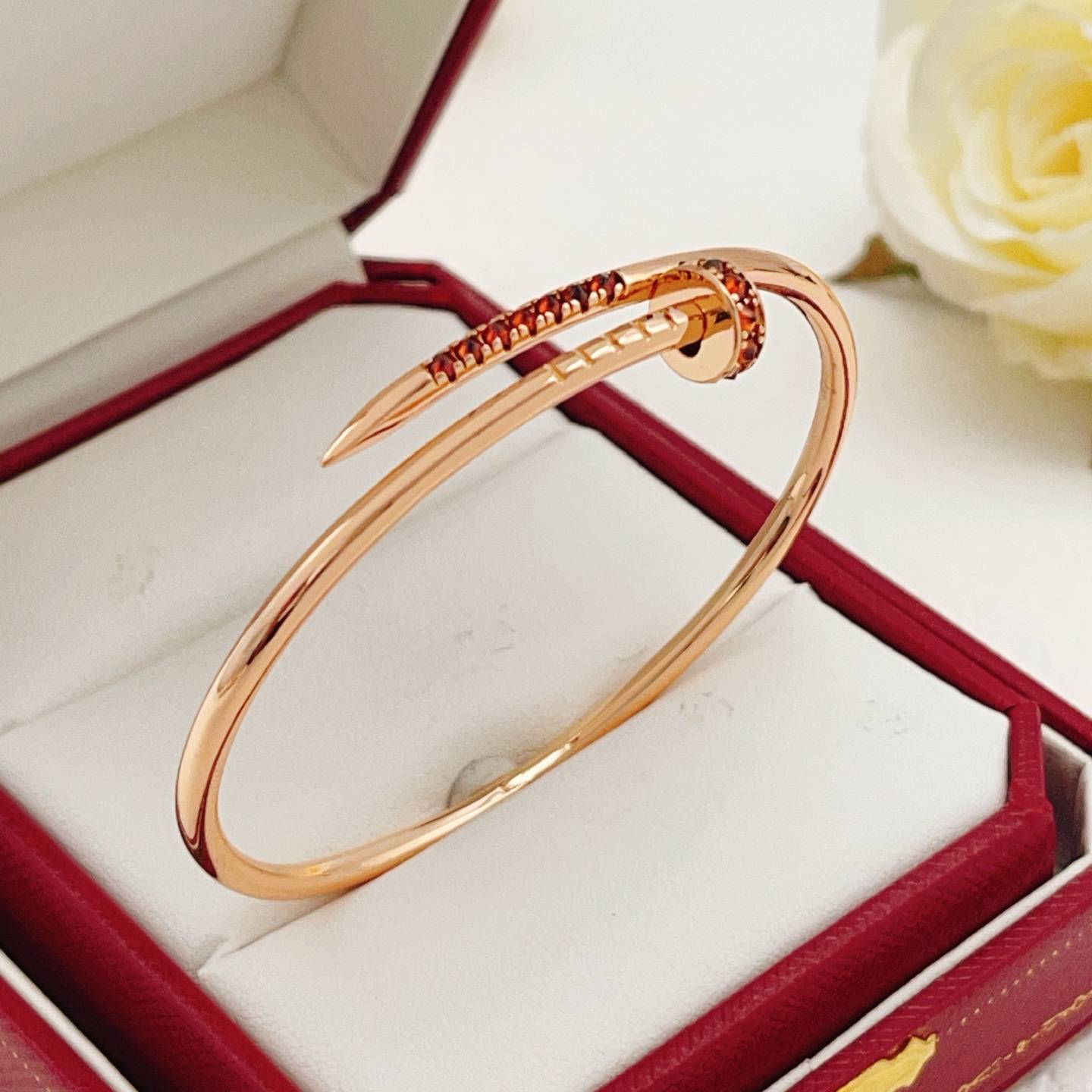Cartier カルティエ レディース ブレスレット ジュスト アン クル 750 YG ブランドジュエリー 普段使い ギフト