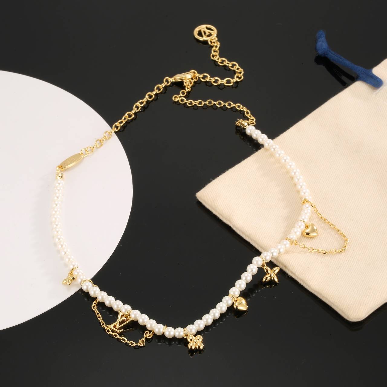 LOUIS VUITTON ルイヴィトン レディース ネックレス モノグラム シルバーカラー GP ブランドアクセサリー 普段使い ロゴネックレス - 画像 2