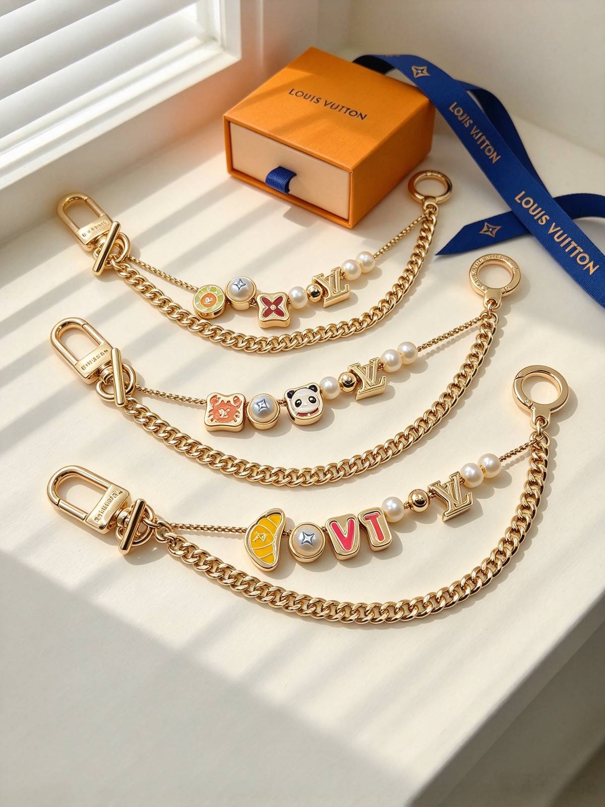 LOUIS VUITTON ルイヴィトン レディース ブレスレット チャーム ペアチェーン アルファベット パール ゴールド メタル アクセサリー - 画像 8