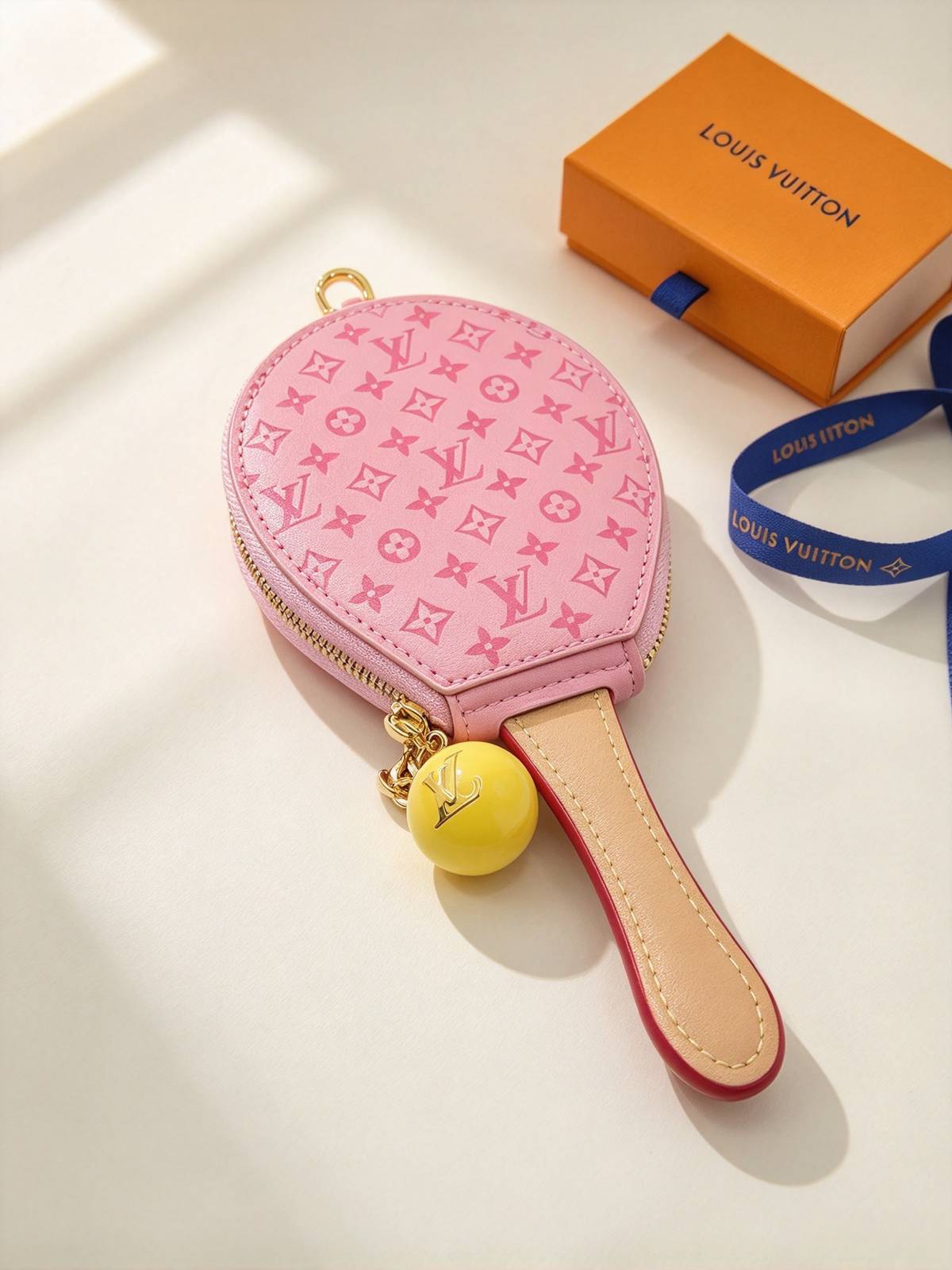 LOUIS VUITTON ルイヴィトン レディース キーホルダー モノグラム レザー ジュエリー ブランドアクセサリー プチギフト - 画像 4