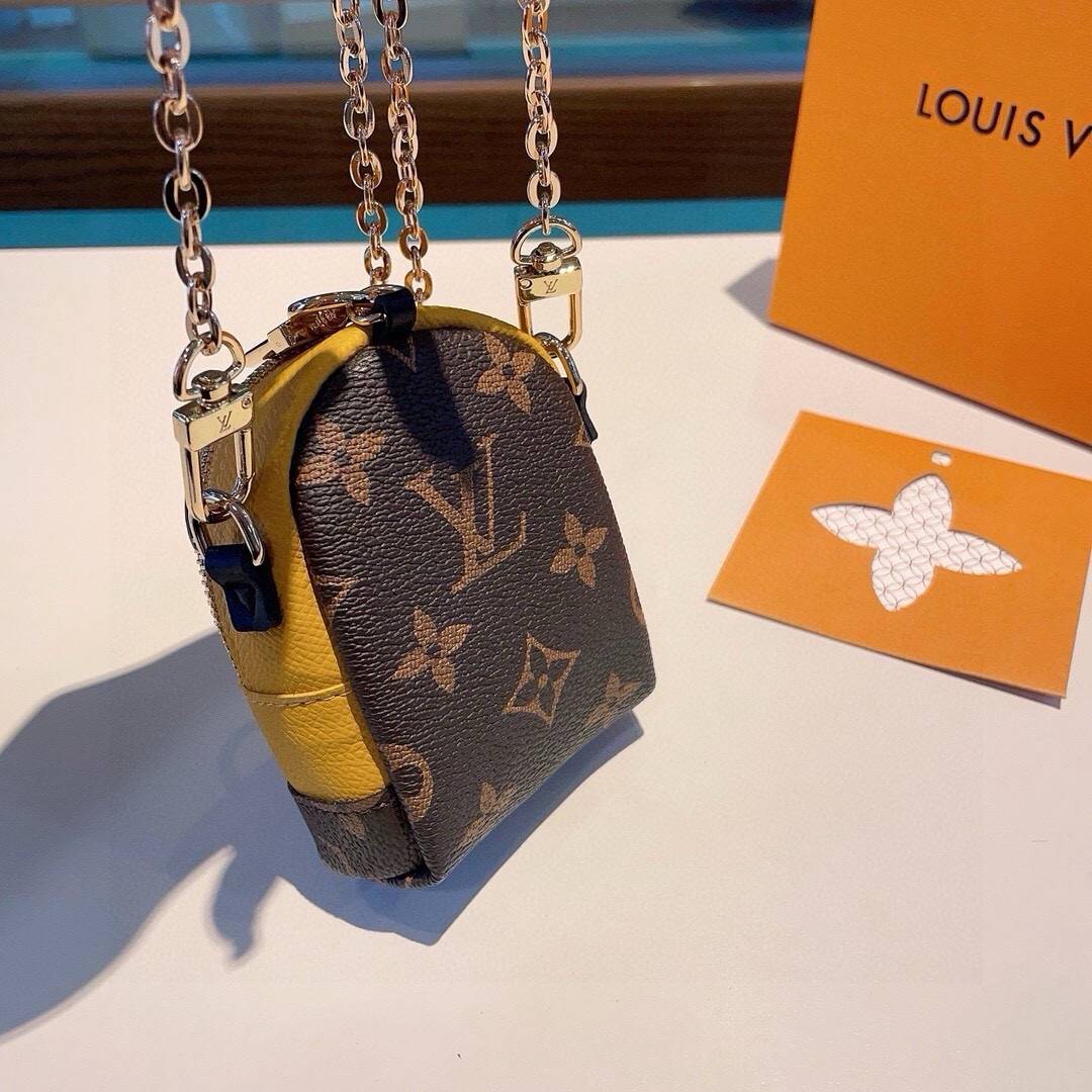 LOUIS VUITTON ルイヴィトン レディース キーホルダー モノグラム ミニオン シルバーカラー ブランドアクセサリー プチギフト - 画像 4