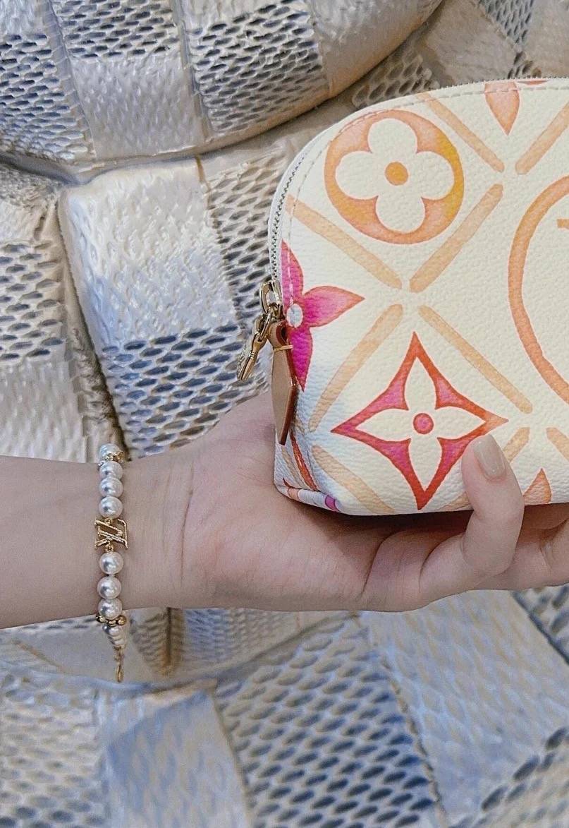 LOUIS VUITTON ルイヴィトン レディース ブレスレット モノグラム プール ダイヤモンド ブランドアクセサリー 普段使い - 画像 3