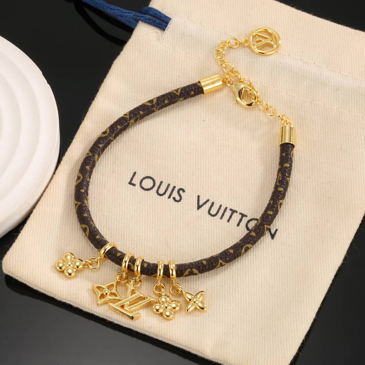 LOUIS VUITTON ルイヴィトン レディース ブレスレット モノグラム キャンバス メタル ゴールド仕上げ ブランドアクセサリー プチギフト - 画像 6