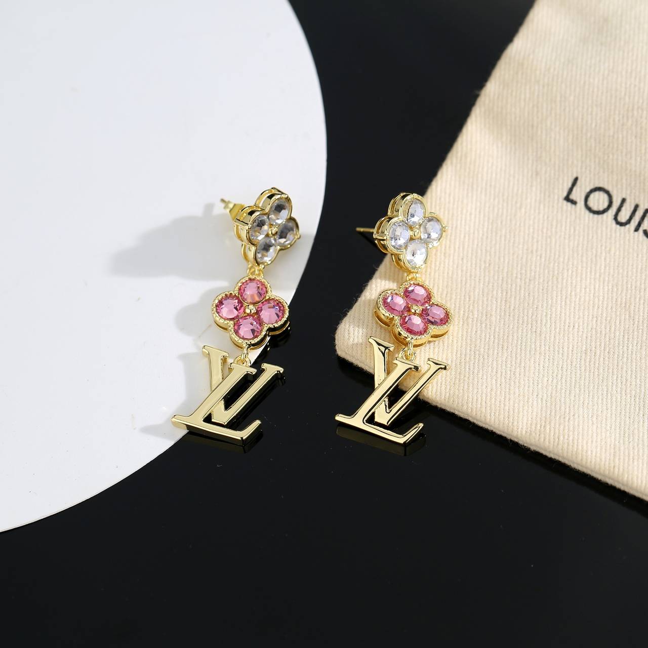 LOUIS VUITTON ルイヴィトン レディース ピアス モノグラム ブルーミング ゴールド仕上げ ブランドアクセサリー 普段使い - 画像 5