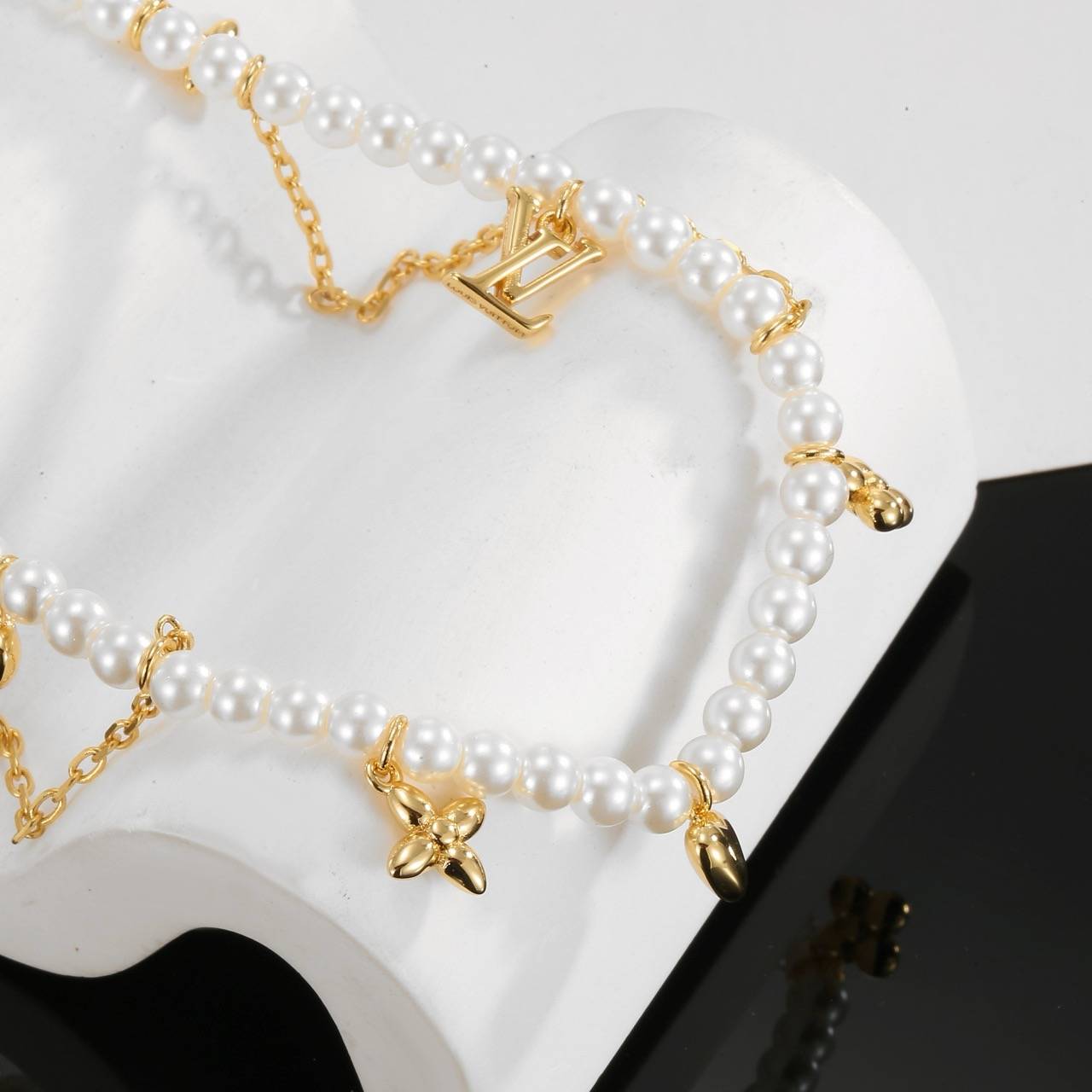 LOUIS VUITTON ルイヴィトン レディース ネックレス モノグラム シルバーカラー GP ブランドアクセサリー プチジュエリー - 画像 6