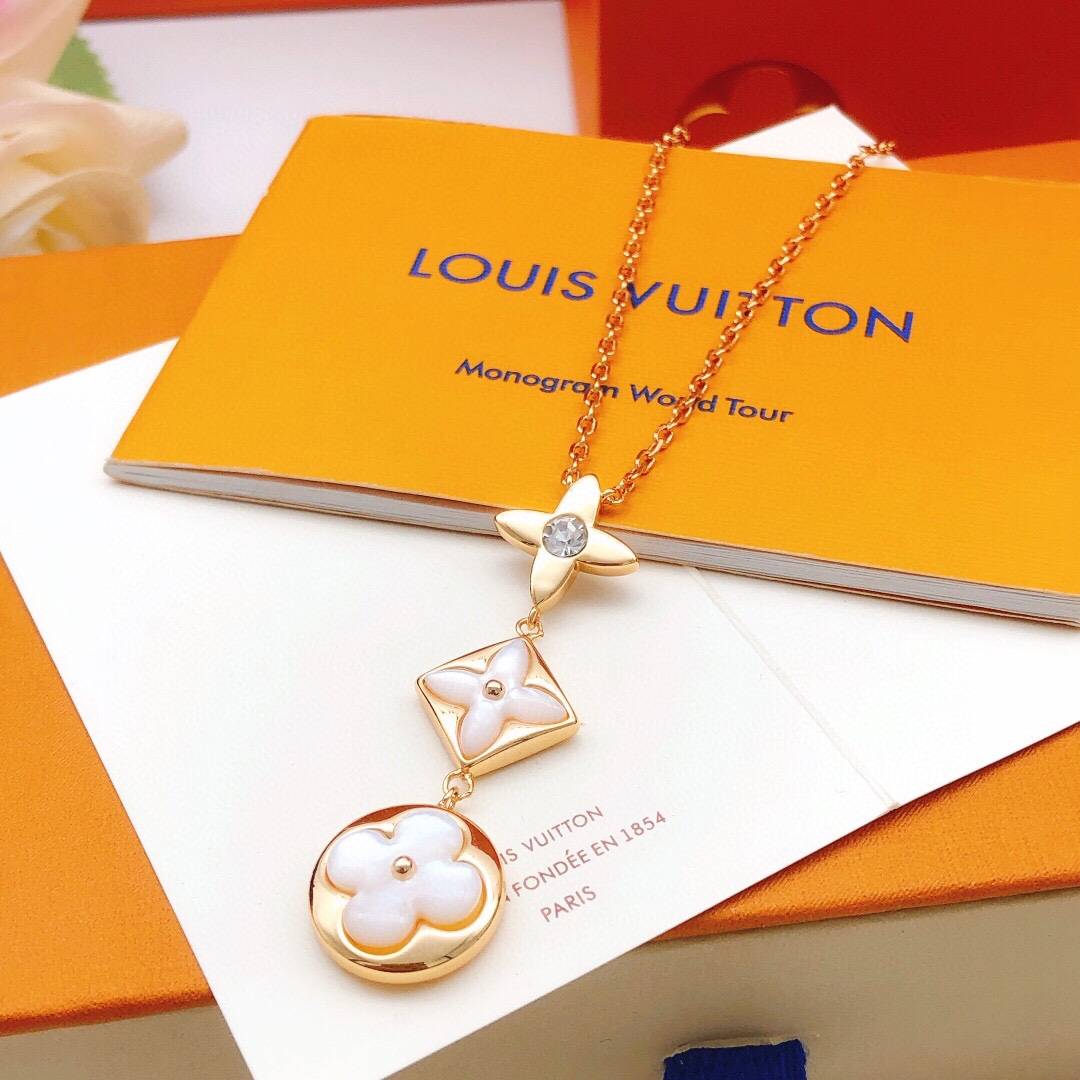 LOUIS VUITTON ルイヴィトン レディース ネックレス モノグラム ゴールド仕上げ ブランドアクセサリー ロゴネックレス - 画像 5