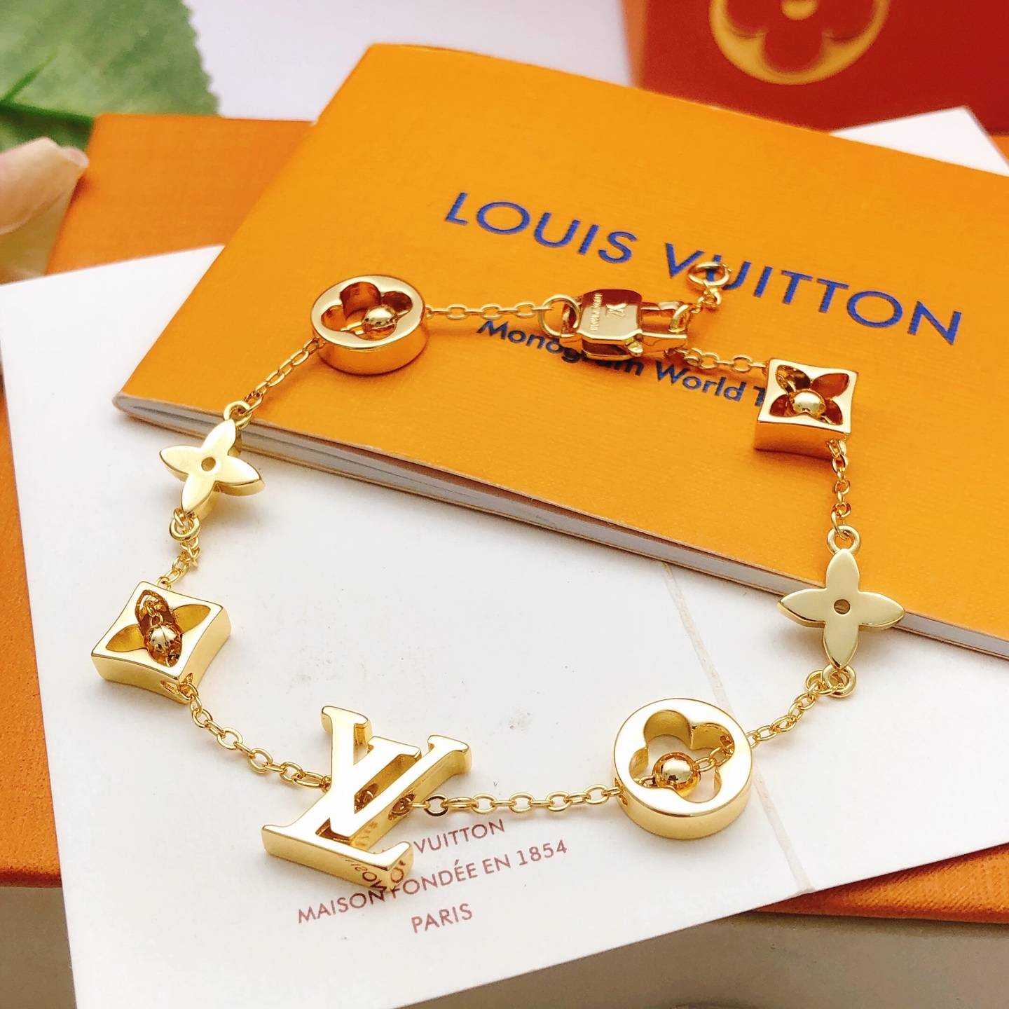 LOUIS VUITTON ルイヴィトン レディース ブレスレット モノグラム ブラスレ ヴォルト ゴールド仕上げ ブランドアクセサリー プチギフト - 画像 4