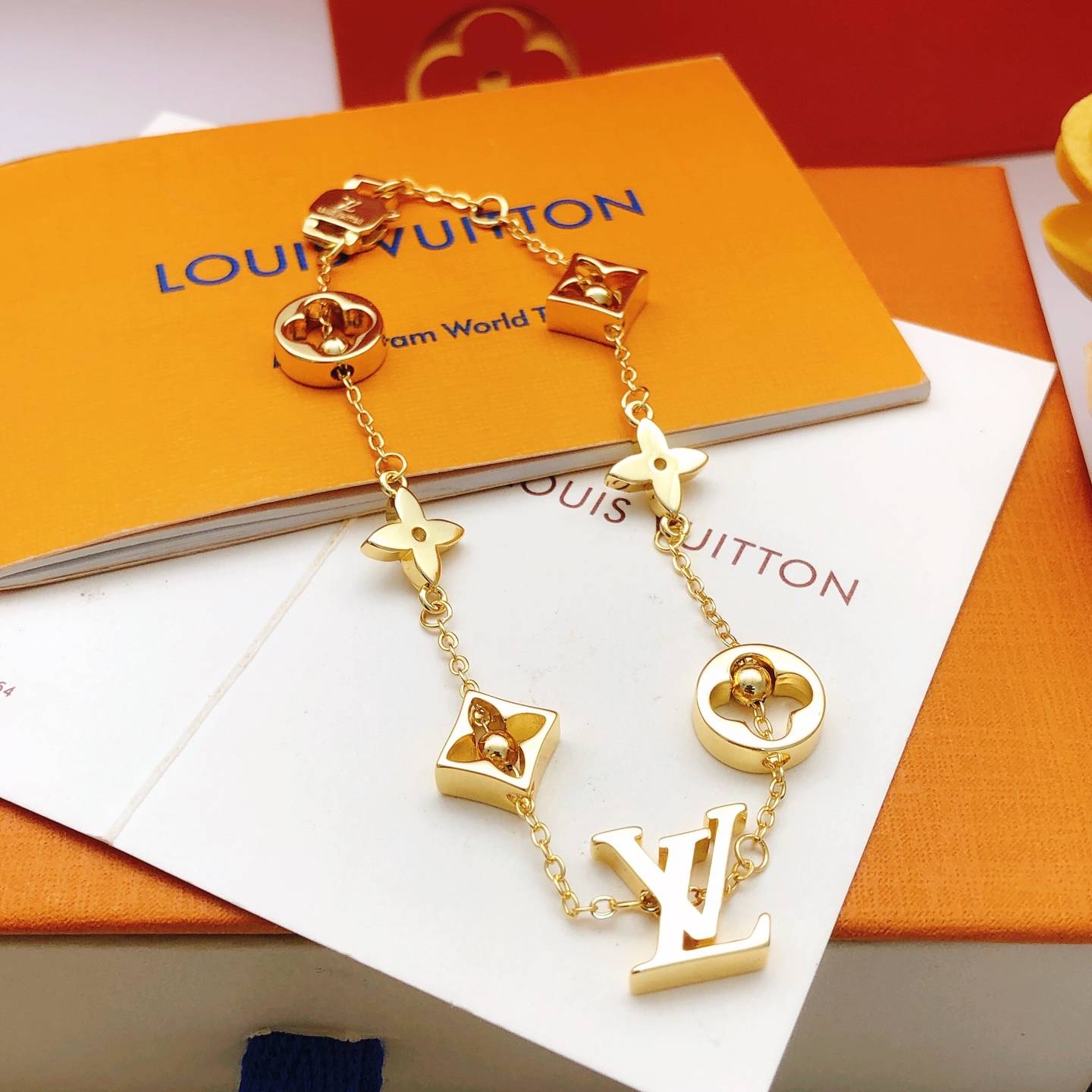 LOUIS VUITTON ルイヴィトン レディース ブレスレット モノグラム ブラスレ ヴォルト ゴールド仕上げ ブランドアクセサリー プチギフト - 画像 5