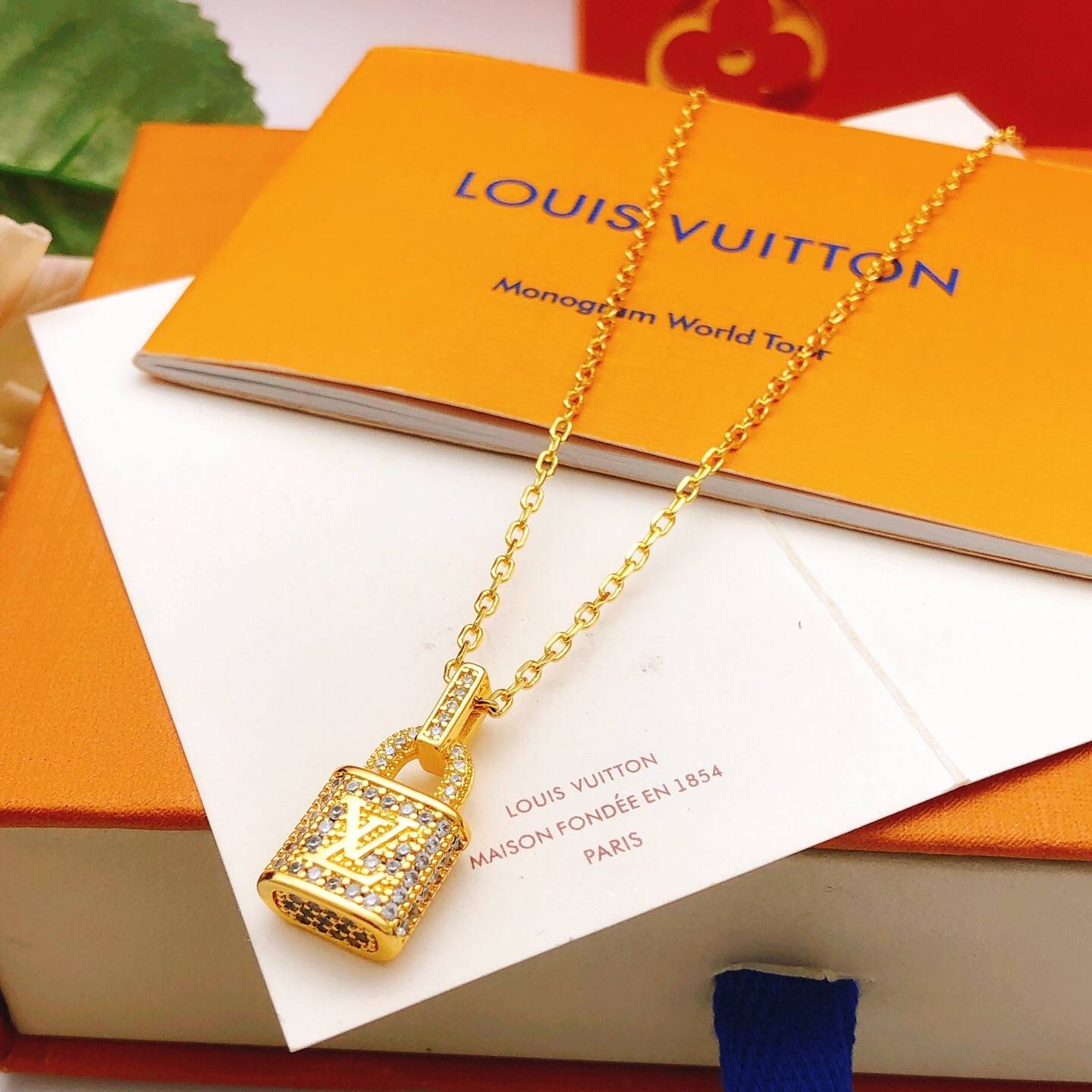 LOUIS VUITTON ルイヴィトン レディース ネックレス モノグラム カデナ ブランドアクセサリー プチギフト ギフト ブランドネックレス - 画像 4