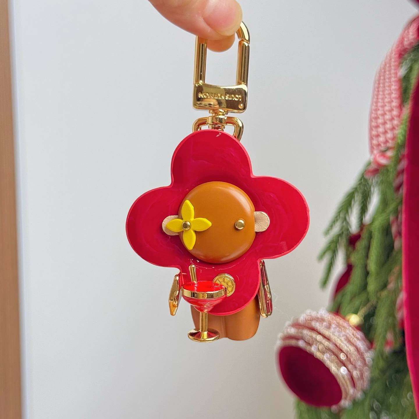 LOUIS VUITTON ルイヴィトン レディース キーホルダー モノグラム ブルーミング GP 金色 ロゴキーホルダー ブランドアクセサリー プチギフト - 画像 6