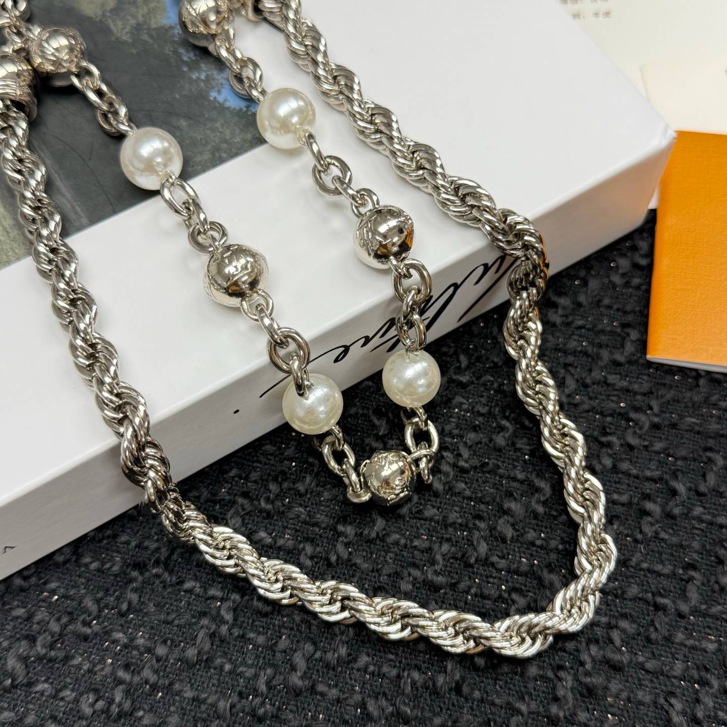 LOUIS VUITTON ルイヴィトン レディース ブレスレット モノグラム ブラスレ メタル シルバーカラー ブランドアクセサリー プチギフト - 画像 3