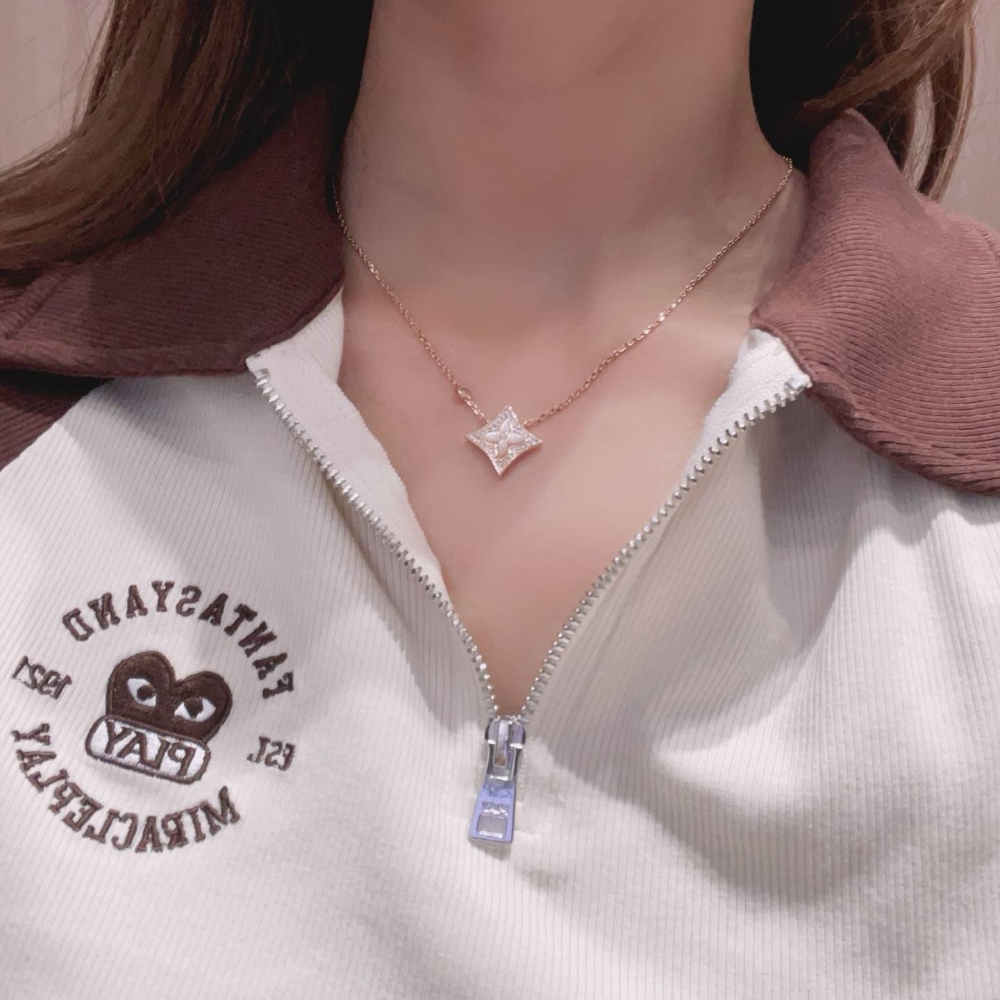 LOUIS VUITTON ルイヴィトン レディース ネックレス モノグラム ブリリアント インサート ゴールド仕上げ ブランドアクセサリー 普段使い - 画像 2