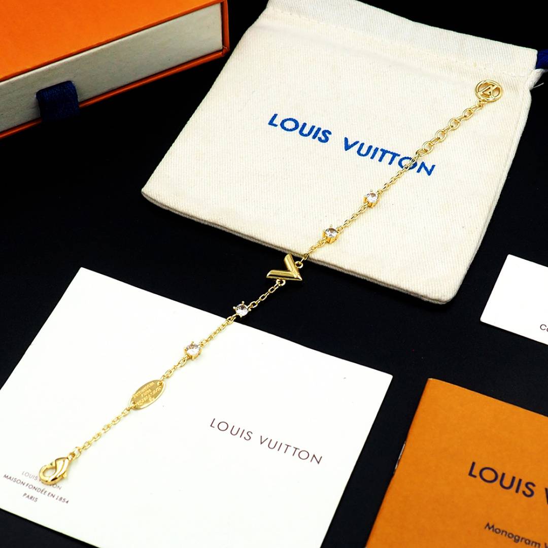 LOUIS VUITTON ルイヴィトン レディース ブレスレット エセンシャル V メタル シルバーカラー 通常使い ブランドアクセサリー - 画像 8