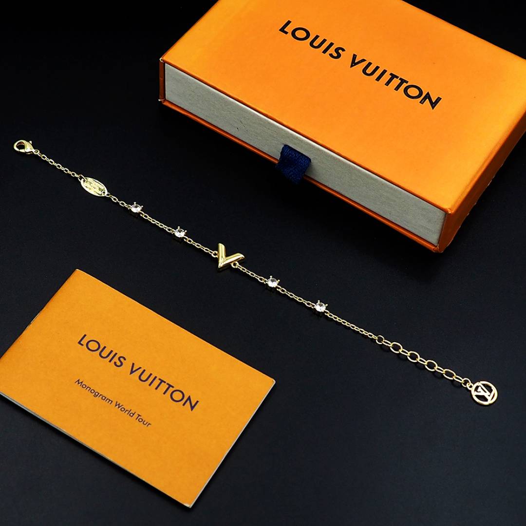 LOUIS VUITTON ルイヴィトン レディース ブレスレット エセンシャル V メタル シルバーカラー 通常使い ブランドアクセサリー - 画像 10
