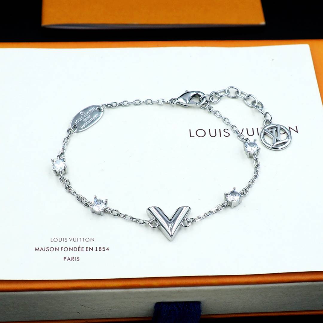 LOUIS VUITTON ルイヴィトン レディース ブレスレット エセンシャル V メタル ロゴネックレス ブランドアクセサリー プチギフト - 画像 5