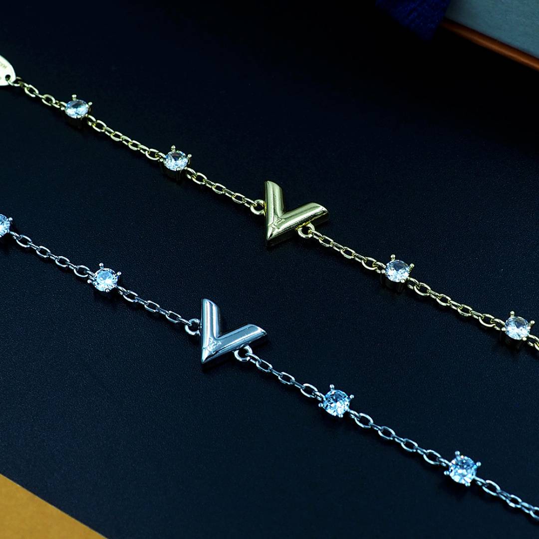 LOUIS VUITTON ルイヴィトン レディース ブレスレット エセンシャル V メタル ロゴネックレス ブランドアクセサリー プチギフト - 画像 12