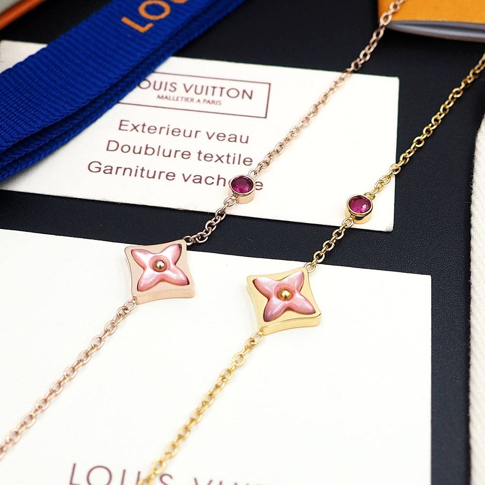 LOUIS VUITTON ルイヴィトン レディース ブレスレット モノグラム エセンシャル V ゴールド仕上げ ブランドアクセサリー 日常用い - 画像 4