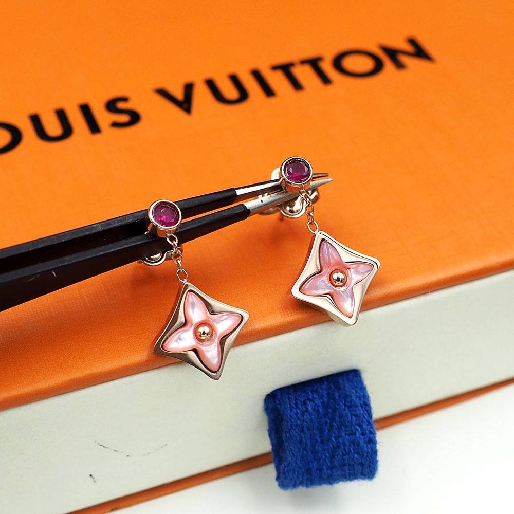 LOUIS VUITTON ルイヴィトン レディース ピアス モノグラム シルバーカラー GP ブランドアクセサリー ロゴネックレス 普段使い - 画像 2