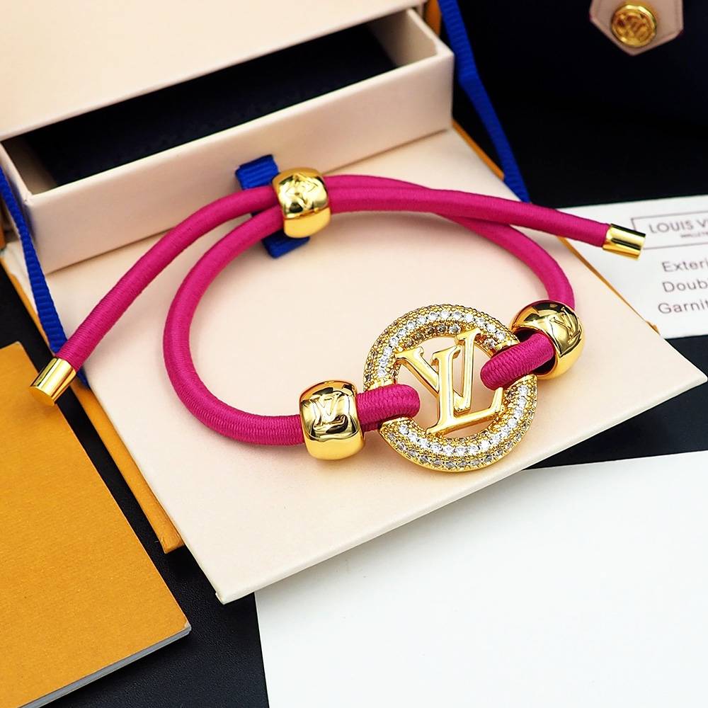 LOUIS VUITTON ルイヴィトン レディース ブレスレット LVイニシャル モノグラム キャンバス シルバーカラー ブランドアクセサリー 送料無料 - 画像 3