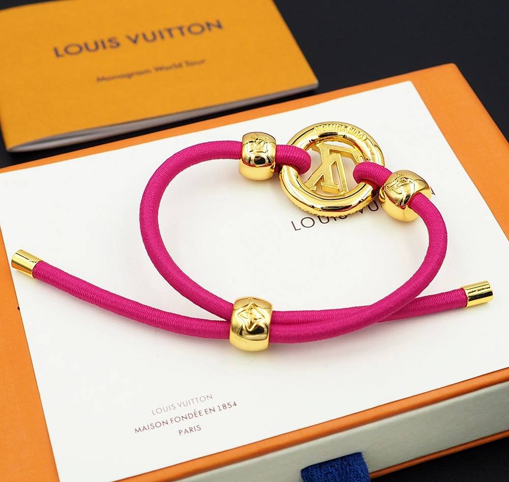 LOUIS VUITTON ルイヴィトン レディース ブレスレット LVイニシャル モノグラム キャンバス シルバーカラー ブランドアクセサリー 送料無料 - 画像 7