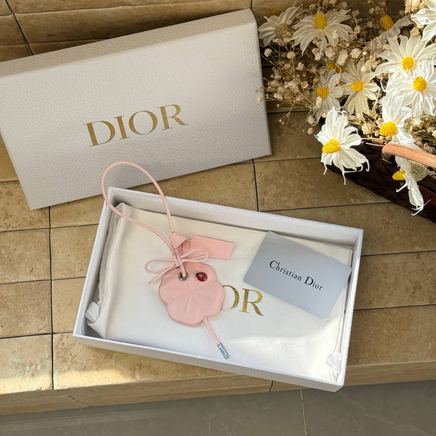 Dior ディオール レディース ネックレス CDロゴ レジンパール プチCD ブランドアクセサリー 上品 华やか プレゼント