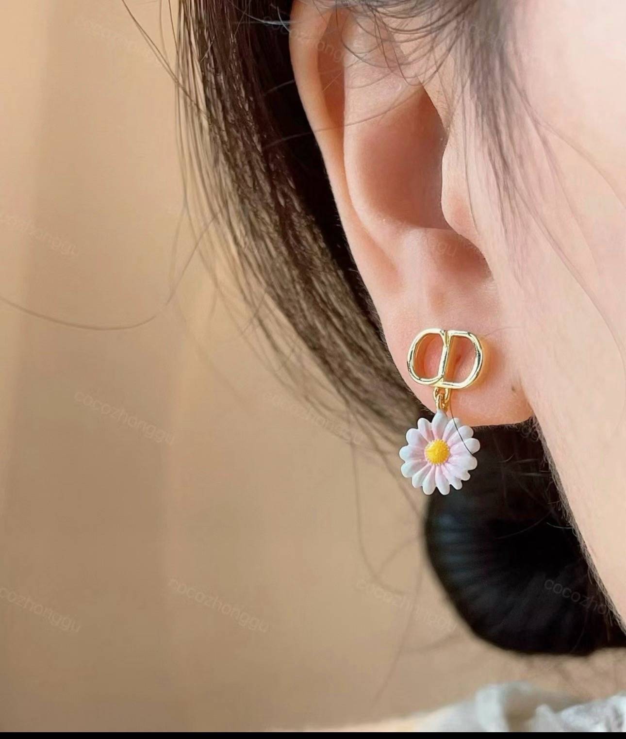 Dior ディオール レディース ピアス CDロゴ ディオールロゴ レジンパール ブランドアクセサリー 上品 華やか プレゼント - 画像 5