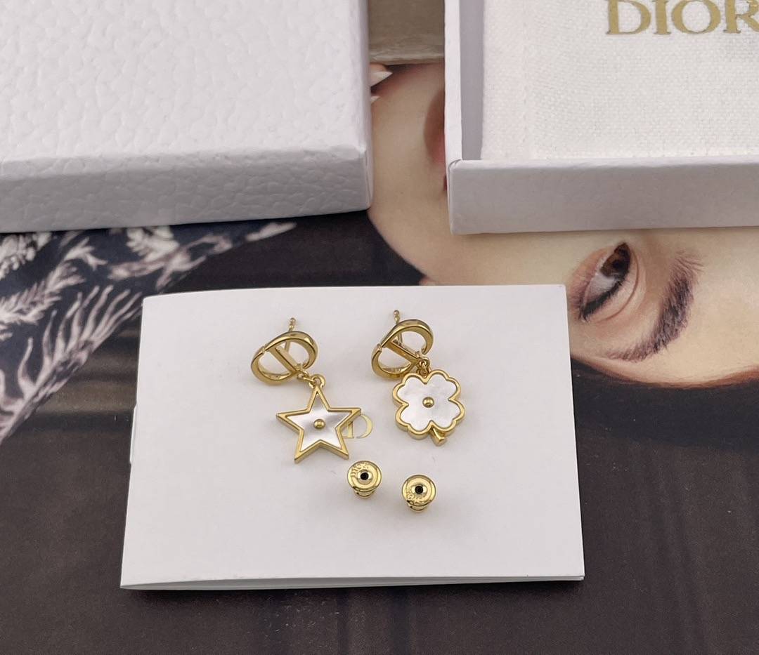 Dior ディオール レディース ピアス CDロゴ ラッキースター レジンパール クリスタル ブランドアクセサリー 上品 お祝いギフト - 画像 4