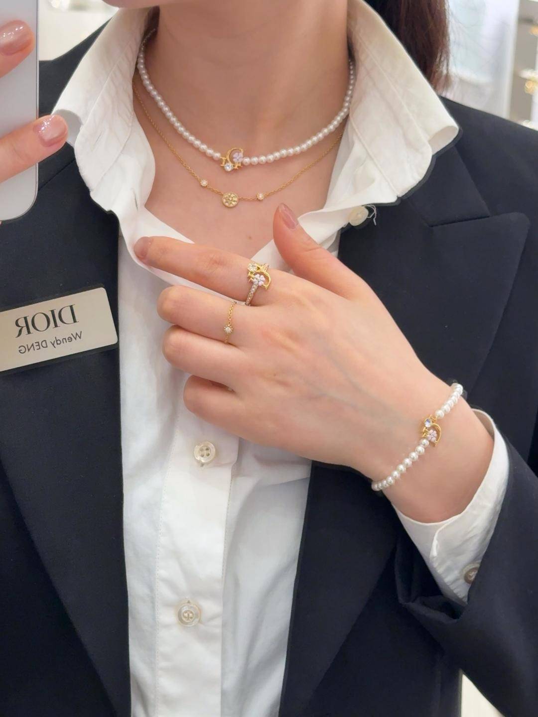 Dior ディオール レディース ネックレス CDロゴ レジンパール クリスタル ブランドアクセサリー 上品 デイリーユース - 画像 2