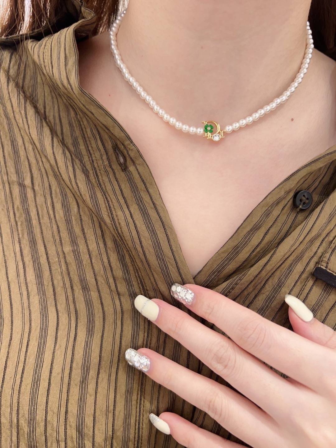 Dior ディオール レディース ネックレス CDロゴ レジンパール クリスタル ブランドアクセサリー 上品 デイリーユース - 画像 3
