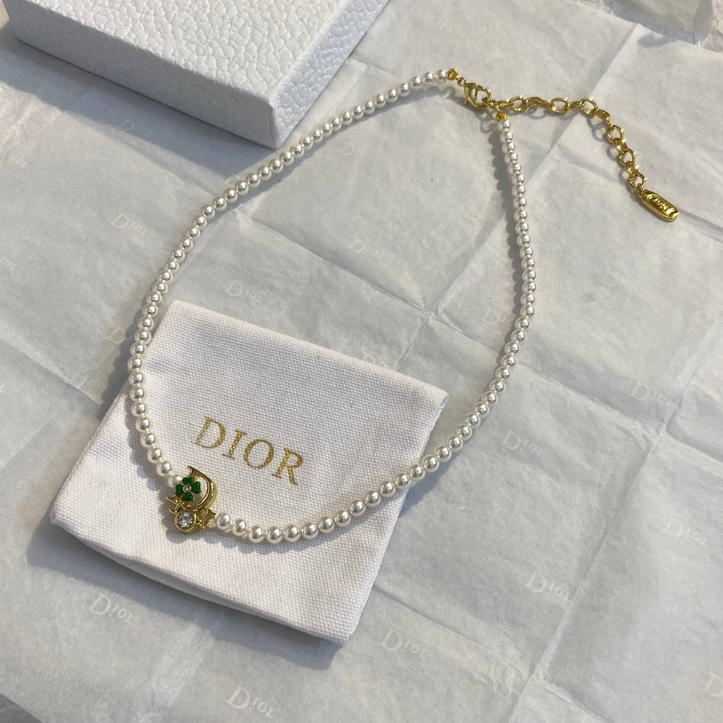 Dior ディオール レディース ネックレス CDロゴ レジンパール クリスタル ブランドアクセサリー 上品 デイリーユース - 画像 8
