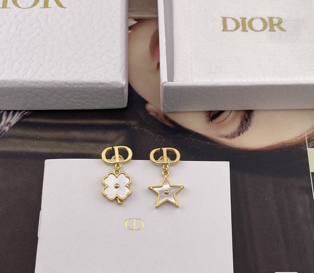 Dior ディオール レディース ピアス CDロゴ レジンパール クリスタル ブランドアクセサリー 上品 デイリーユース - 画像 2