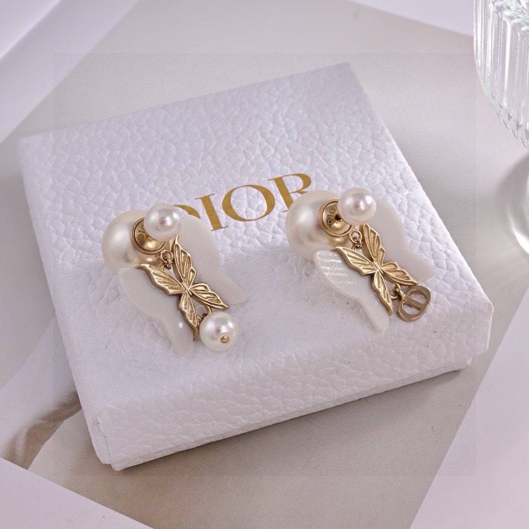 Dior ディオール レディース ピアス CDイニシャル レジンパール チェーンモチーフ ブランドアクセサリー 上品 プレゼント - 画像 3