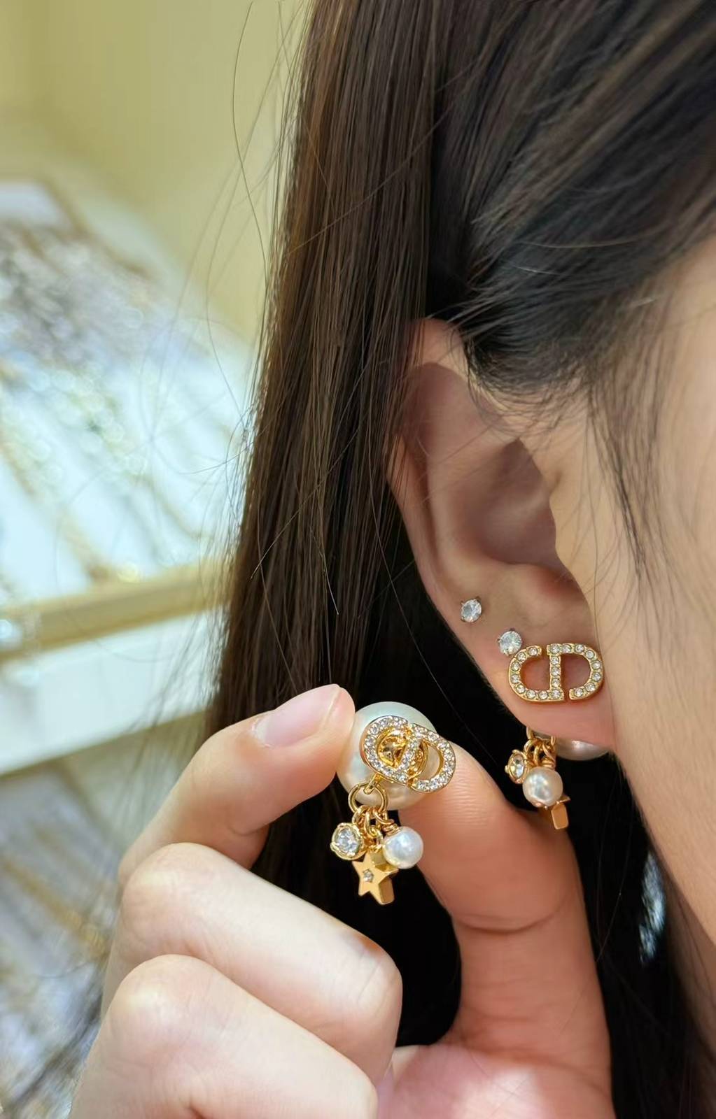 Dior ディオール レディース ピアス CDロゴ レジンパール チェーンモチーフ ブランドアクセサリー 上品 华やか プレゼント