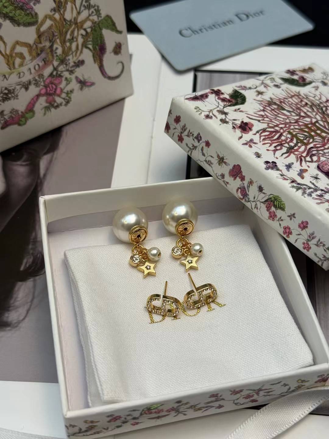 Dior ディオール レディース ピアス CDロゴ レジンパール チェーンモチーフ ブランドアクセサリー 上品 华やか プレゼント - 画像 5