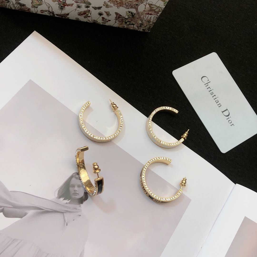 Dior ディオール レディース ピアス CDロゴ メタル ゴールドフィニッシュ ブランドアクセサリー 上品 普段使い ギフト - 画像 5