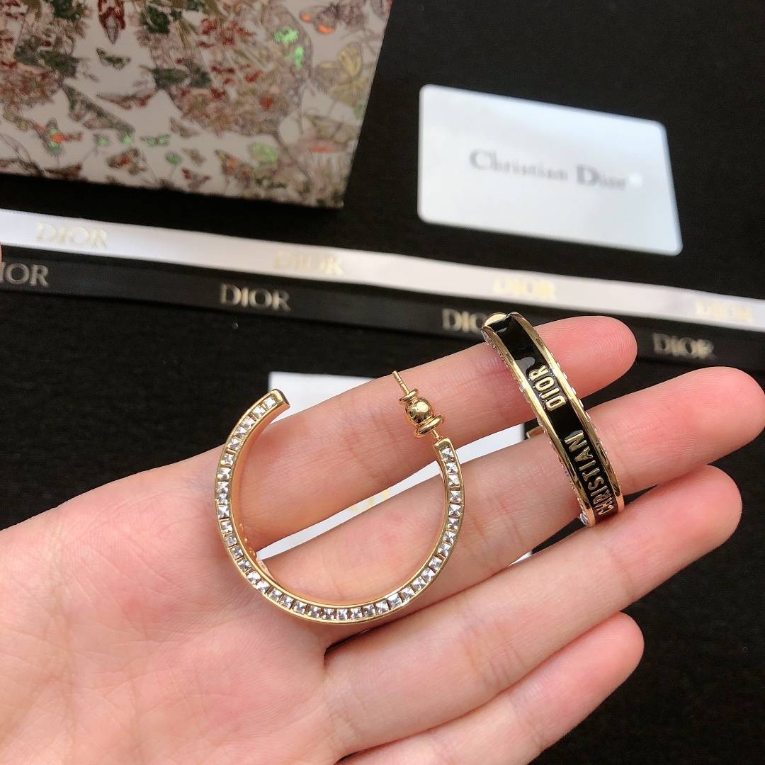 Dior ディオール レディース ピアス CDロゴ メタル ゴールドフィニッシュ ブランドアクセサリー 上品 普段使い ギフト - 画像 6