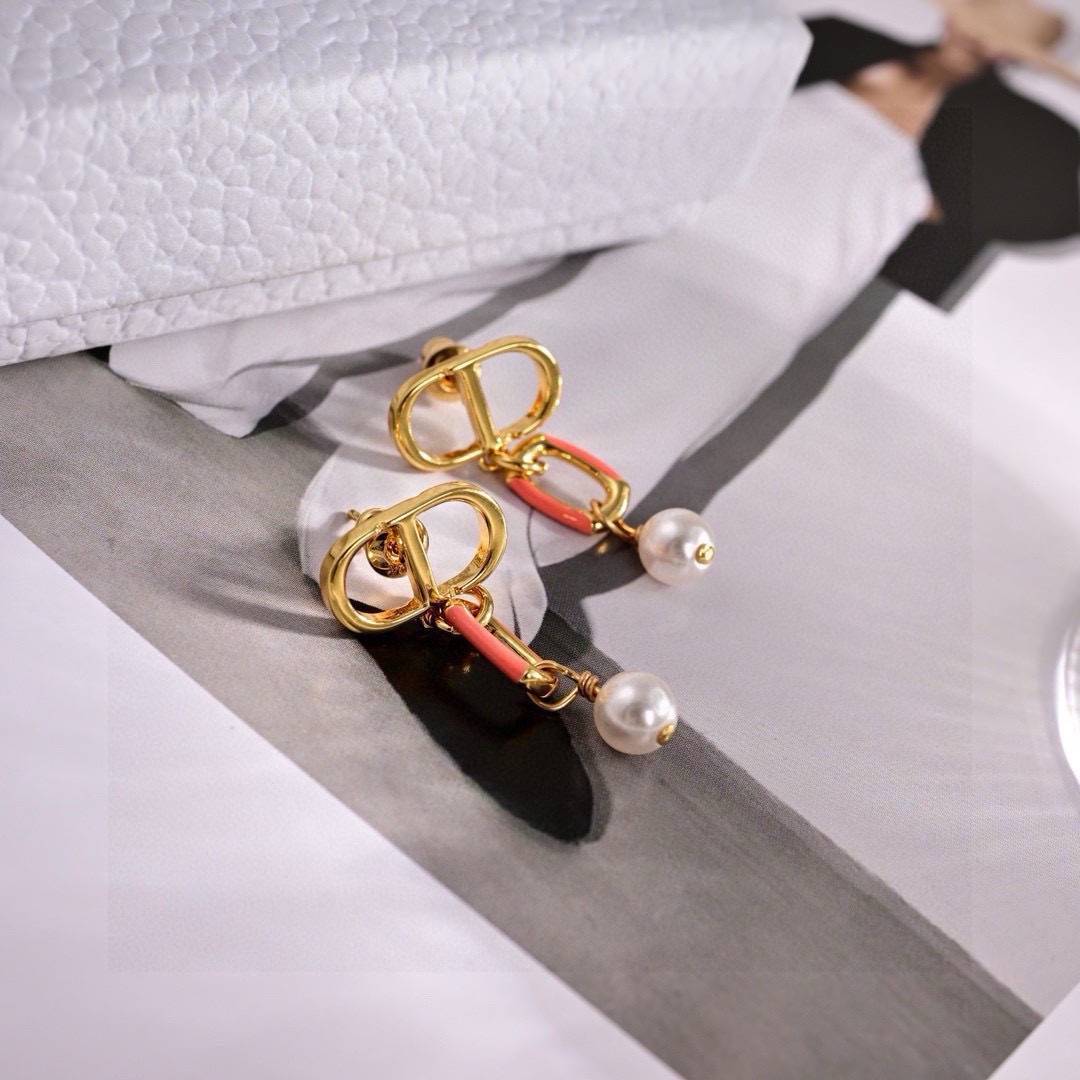 Dior ディオール レディース ピアス CDロゴ レジンパール クリスタル アシンメトリー ブランドアクセサリー 上品 普段使い - 画像 2