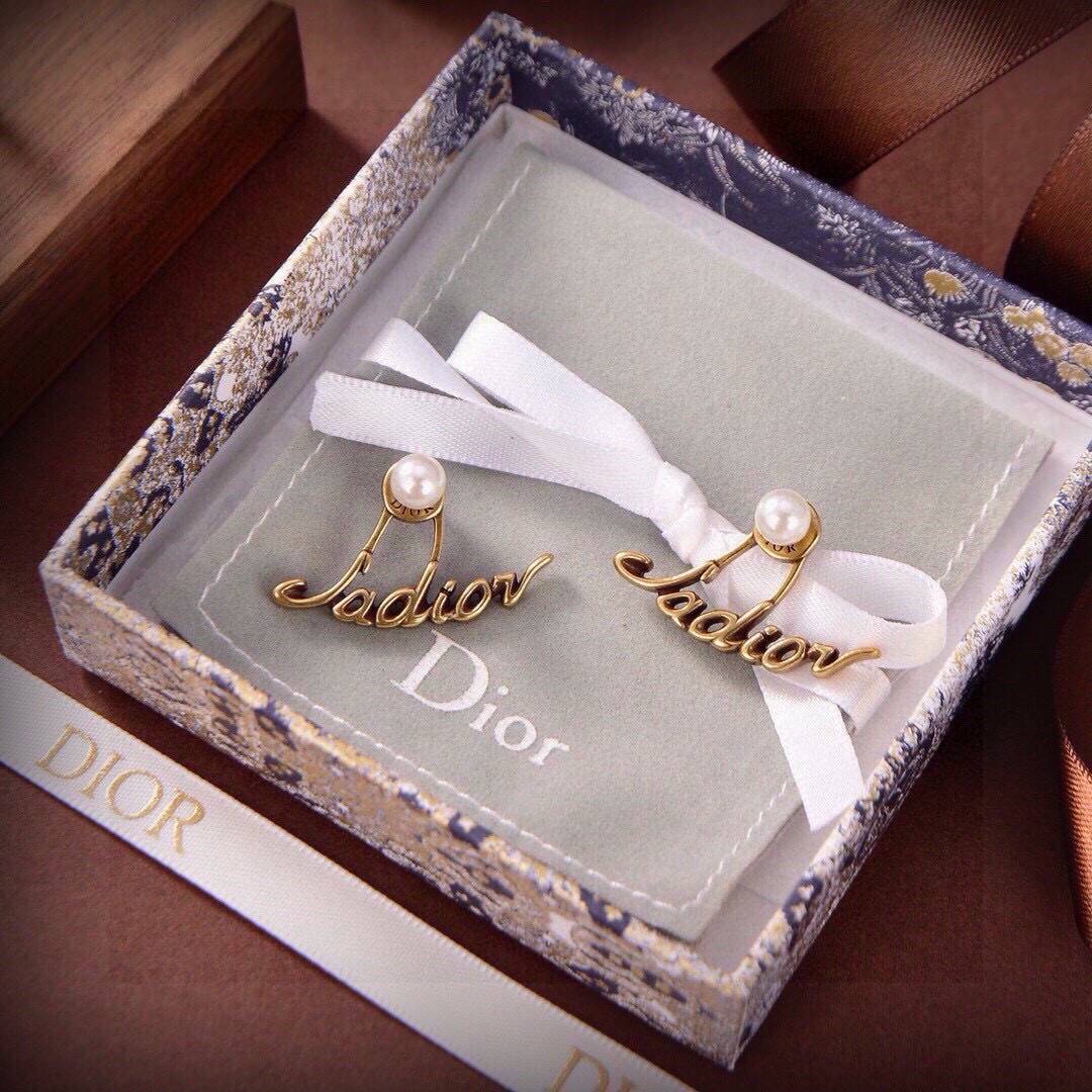 Dior ディオール レディース ピアス JAdior ロゴピアス レジンパール ゴールドフィニッシュ ブランドアクセサリー 上品 普段使い ギフト - 画像 8