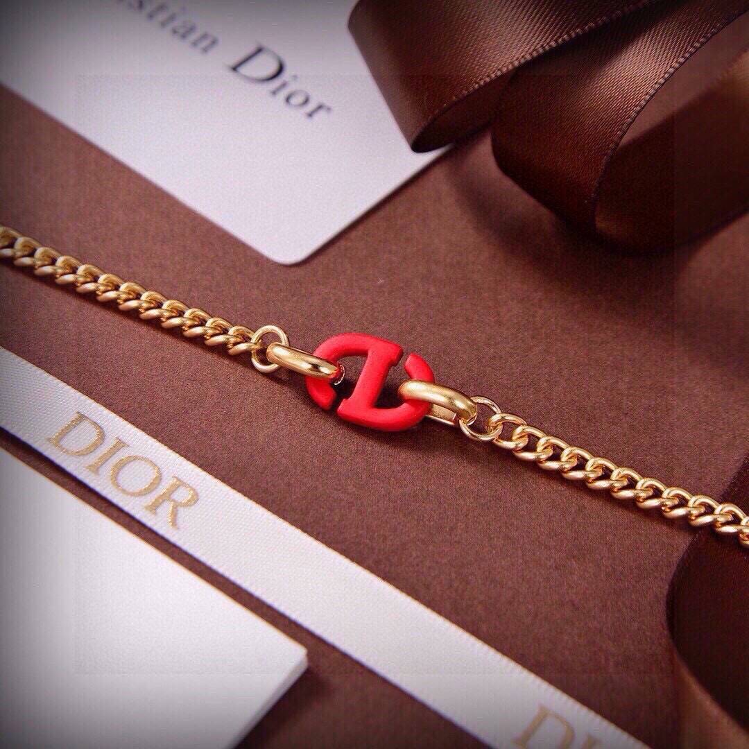 Dior ディオール レディース ブレスレット CDロゴ レジンパール ホワイトレジンパール メタル ゴールドフィニッシュ ブランドアクセサリー 上品 普段使い - 画像 3