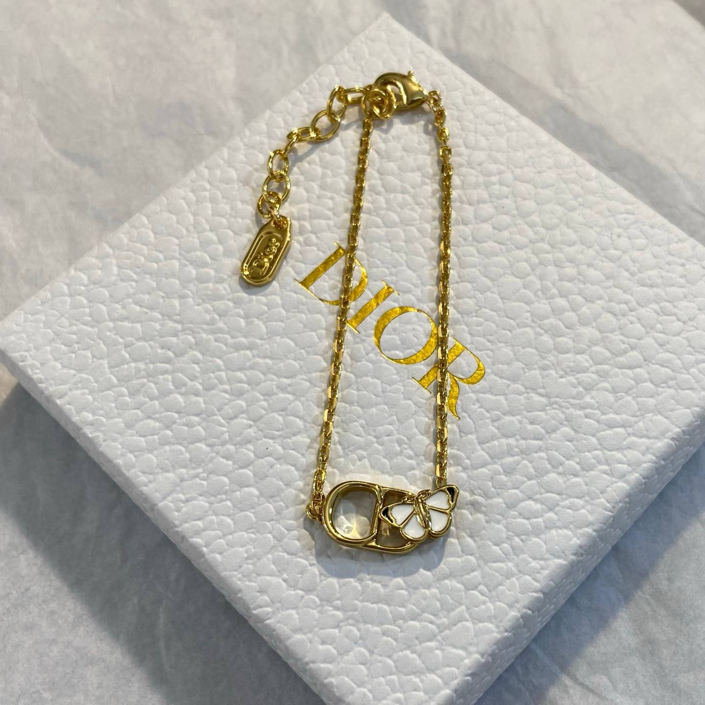 Dior ディオール レディース ブレスレット CDロゴ ゴールドフィニッシュ レジンパール ブランドアクセサリー 上品 普段使い
