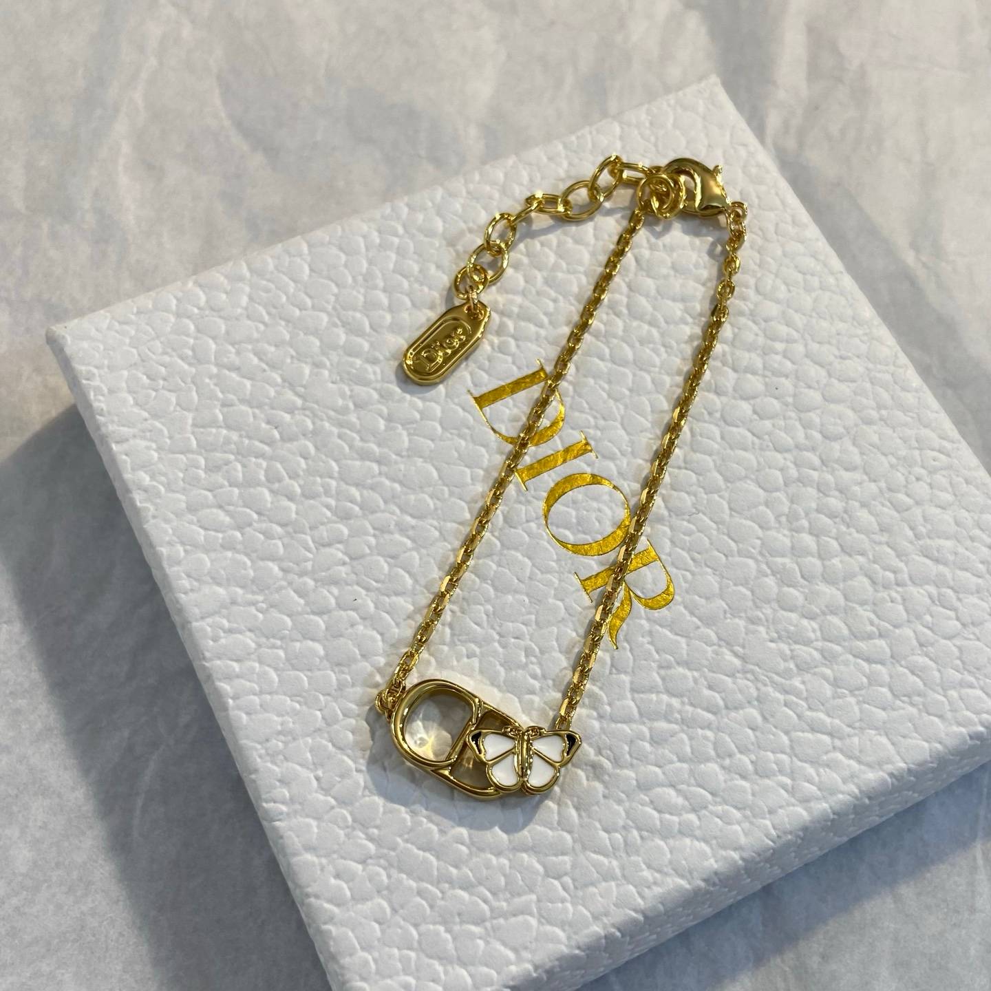 Dior ディオール レディース ブレスレット CDロゴ ゴールドフィニッシュ レジンパール ブランドアクセサリー 上品 普段使い - 画像 5