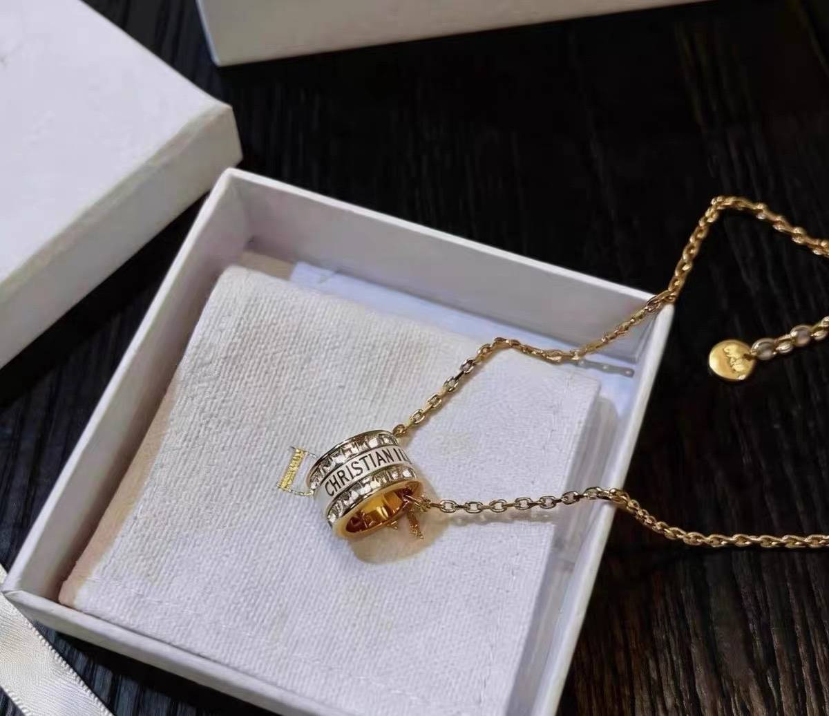 Dior ディオール レディース ネックレス CDロゴ レジンパール ゴールドフィニッシュ ブランドアクセサリー 上品 結婚式 ギフト - 画像 8