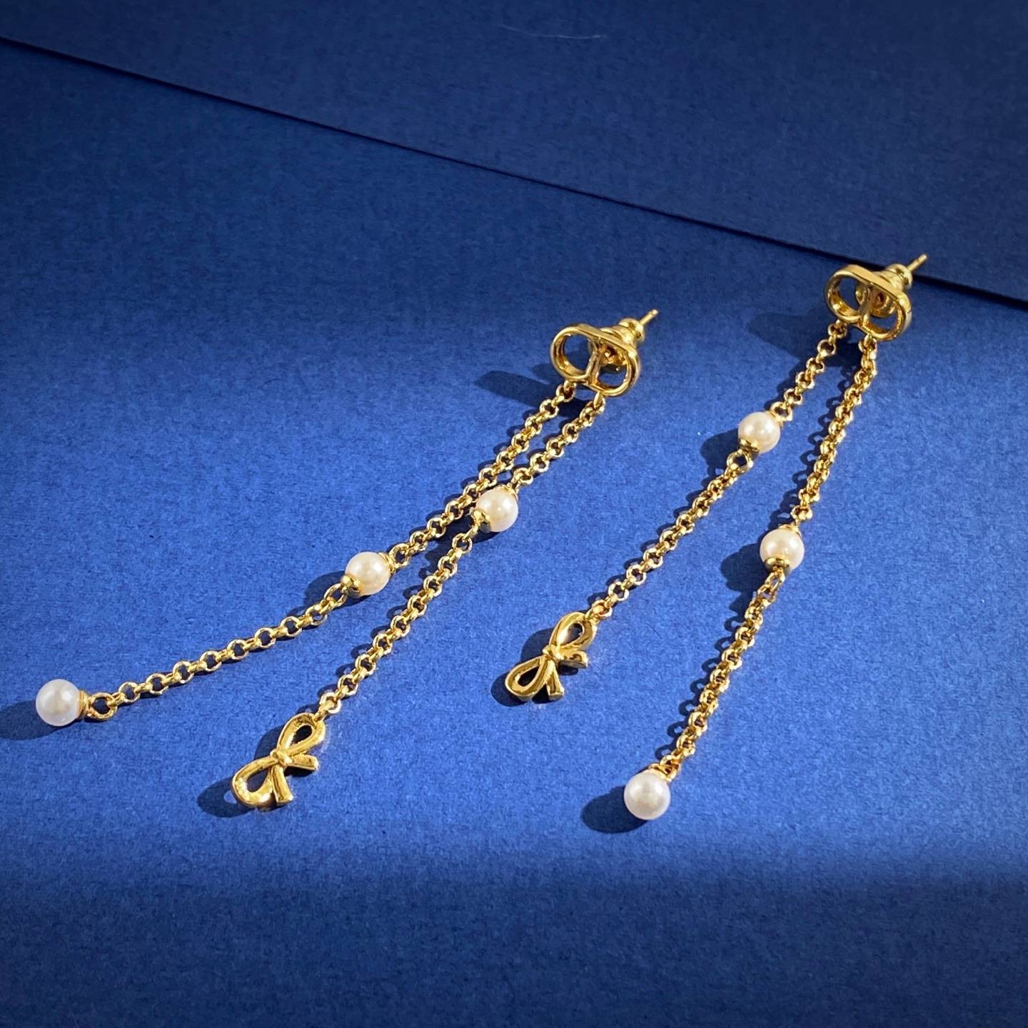 Dior ディオール レディース ピアス ファンシーフィット レジンパール チェーンモチーフ ブランドアクセサリー 上品 結婚式 ギフト