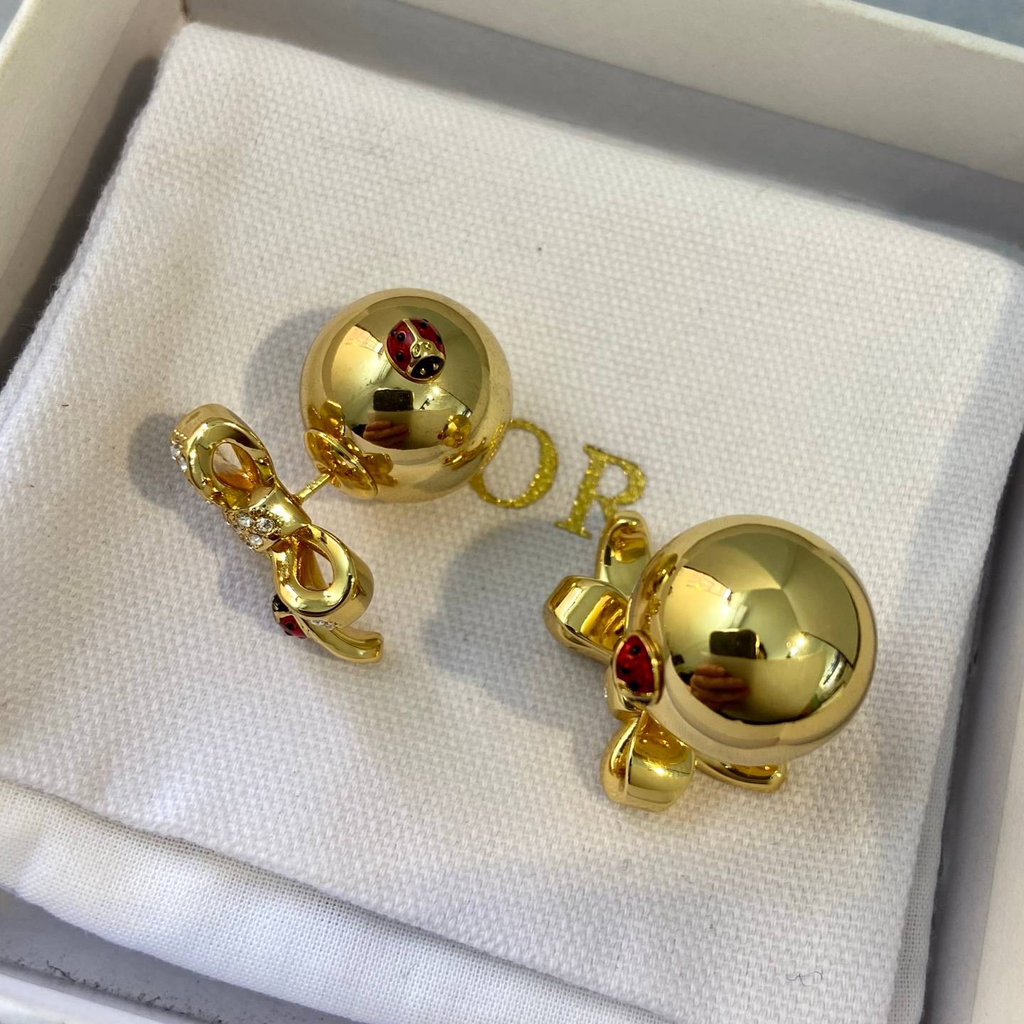 Dior ディオール レディース ピアス ダイアモンドカット メタル ブランドアクセサリー 上品 プチCD ロゴピアス ギフト - 画像 3