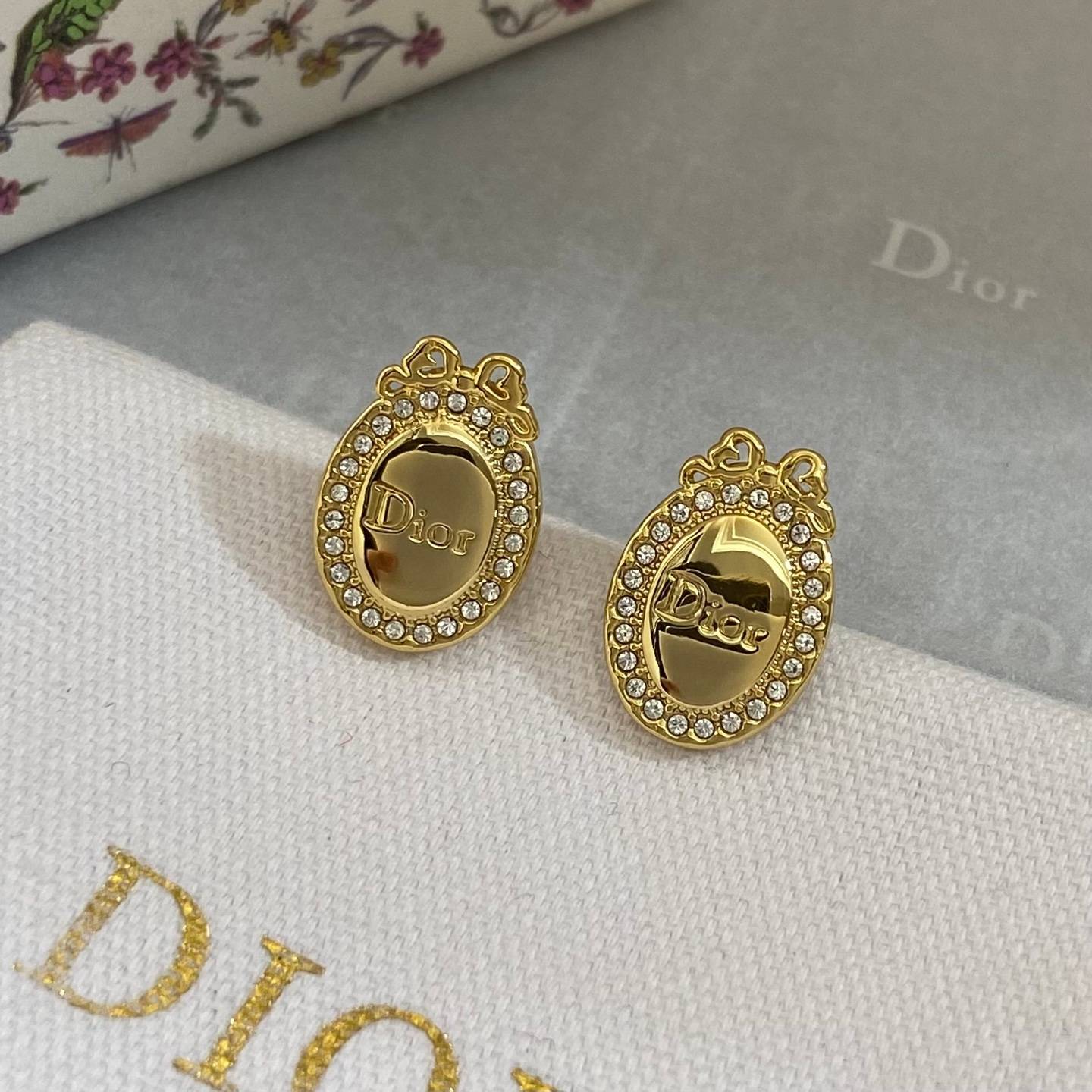 Dior ディオール レディース ピアス CDロゴ レジンパール クリスタル ブランドアクセサリー 上品 华やか プレゼント - 画像 6