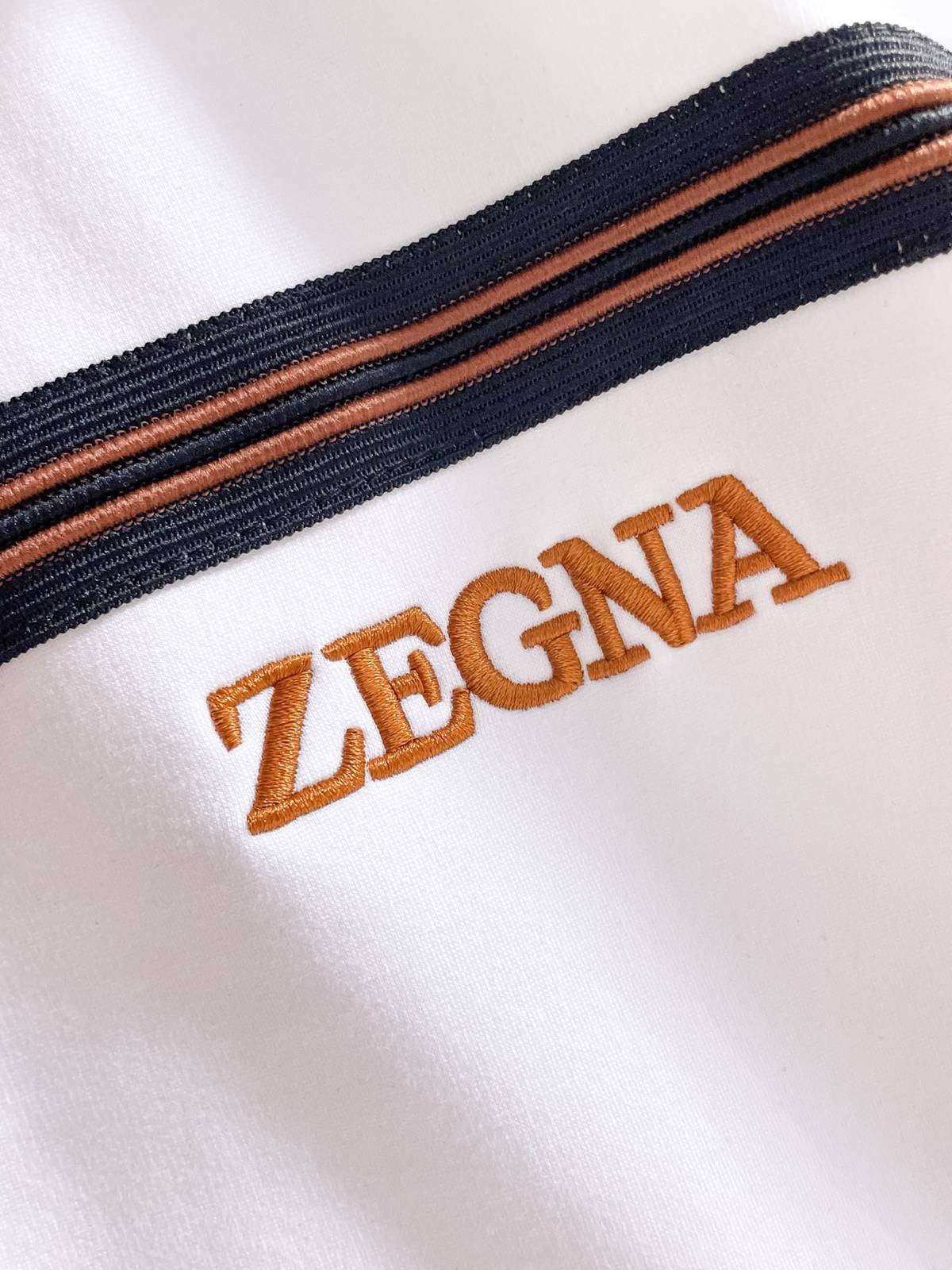 ZEGNA ジェニス メンズ セットアップ ジップアップパーカー ロゴ刺繍 スポーツウェア 秋冬 ホワイト - 画像 5