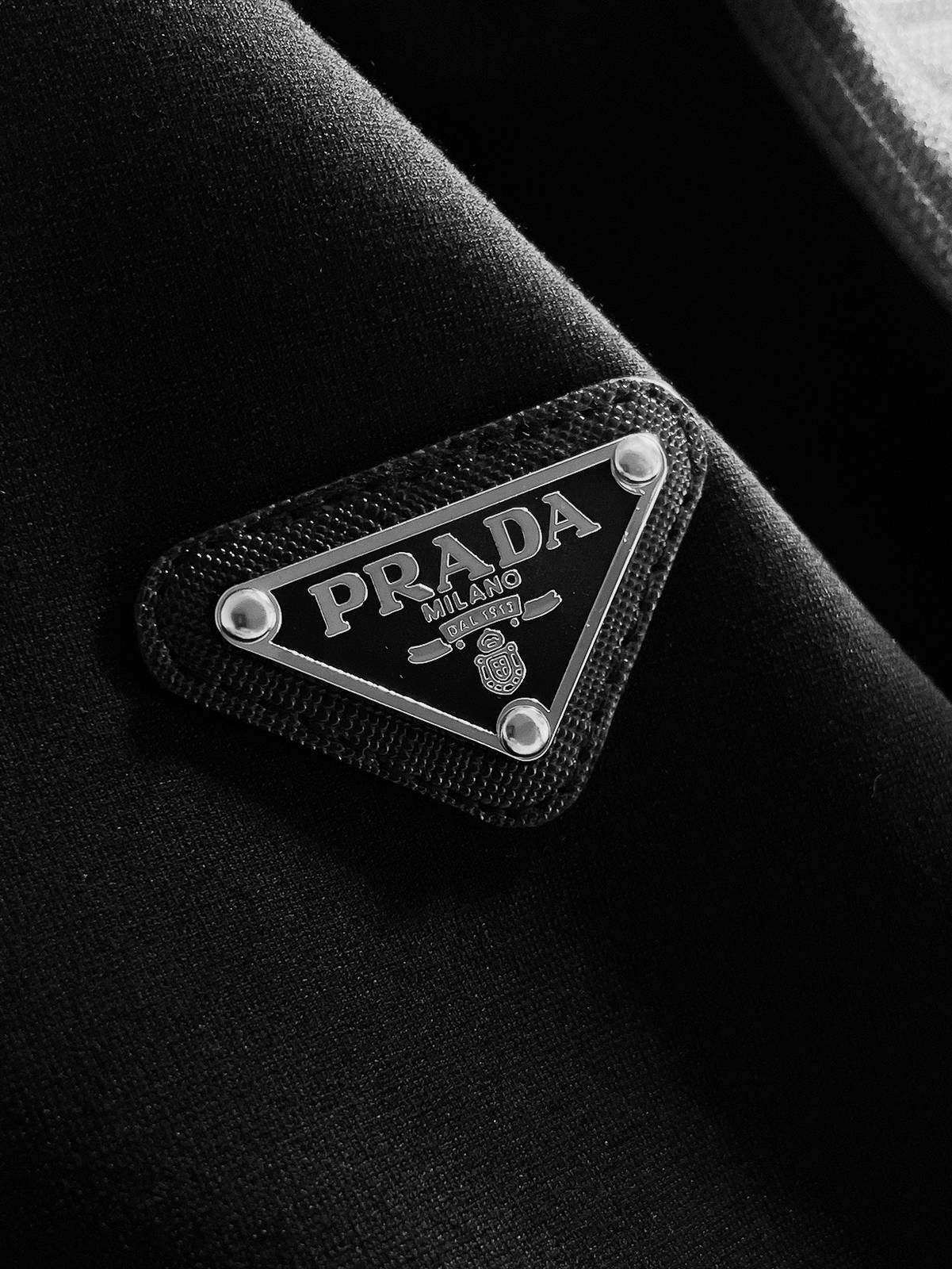 PRADA プラダ メンズ セットアップ ジップアップパーカー ロゴワッペン ロゴテープ スポーツウェア 秋冬 ブラック - 画像 2